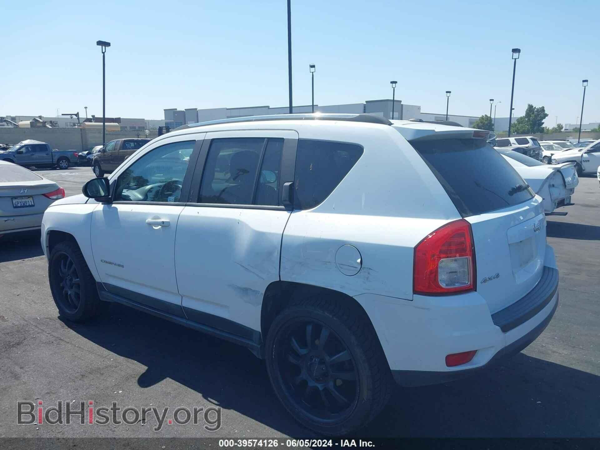2011 JEEP COMPASS - VIN: 1J4NF1FB2BD250686 - Photo 3