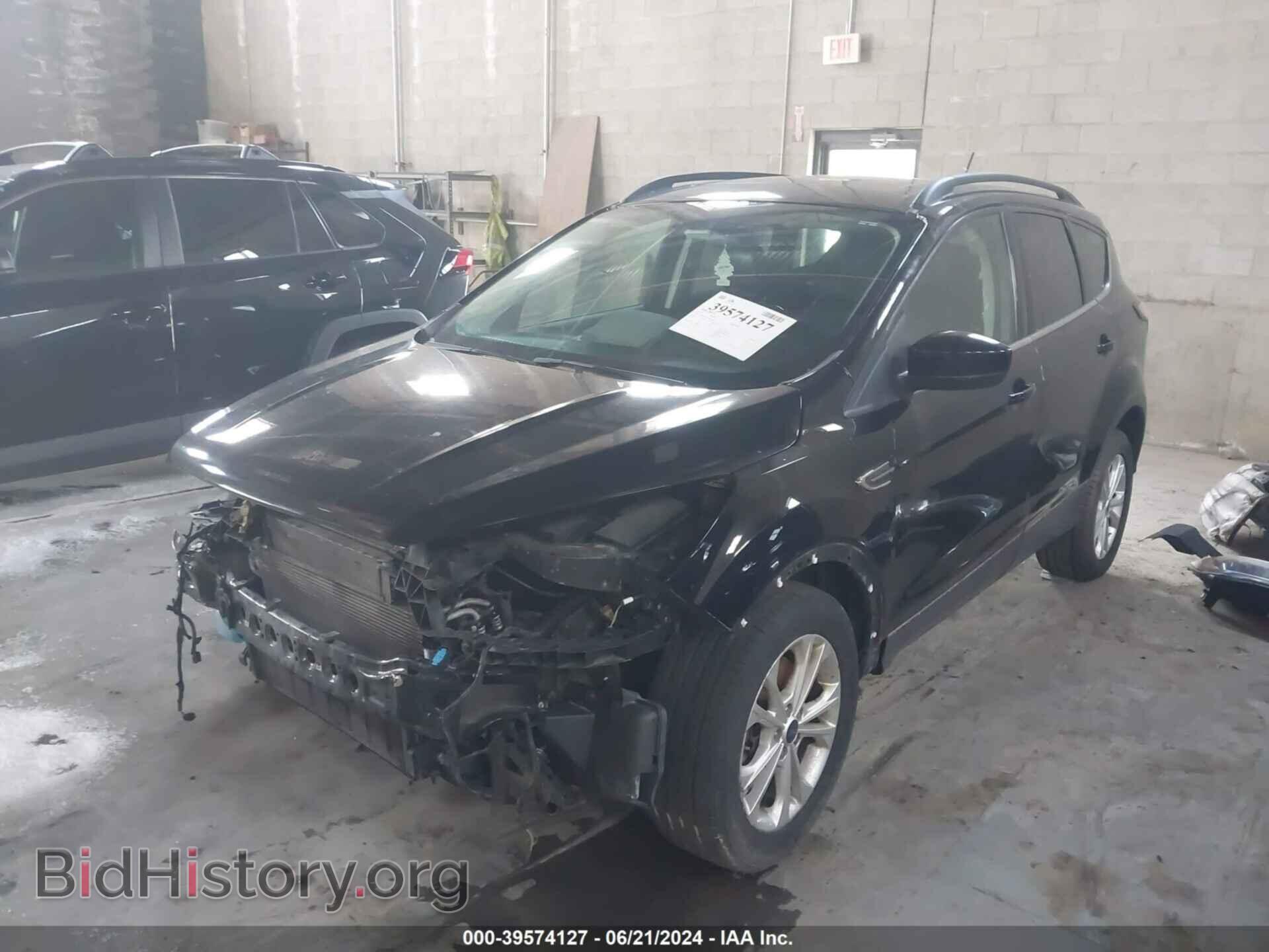 2018 FORD ESCAPE - VIN: 1FMCU9HD7JUB01037 - Photo 2