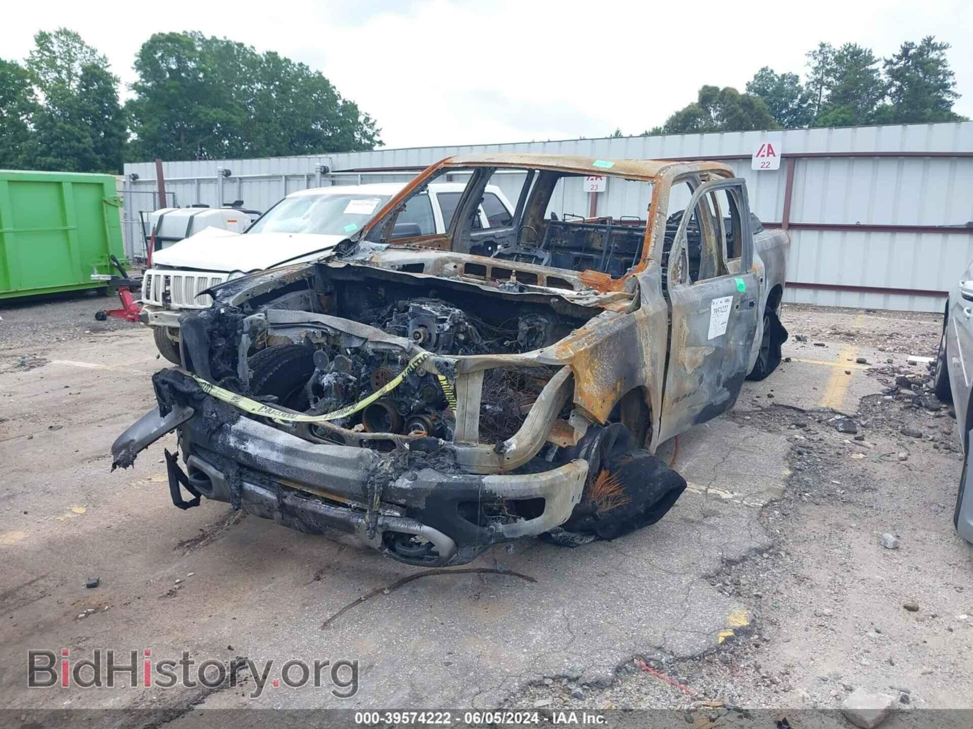 2019 RAM 1500 - VIN: 1C6SRFLT9KN587285 - Фото 2
