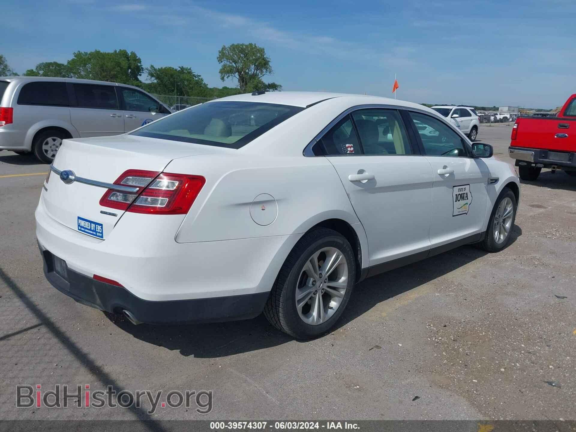2017 FORD TAURUS - VIN: 1FAHP2D82HG110700 - Фото 4