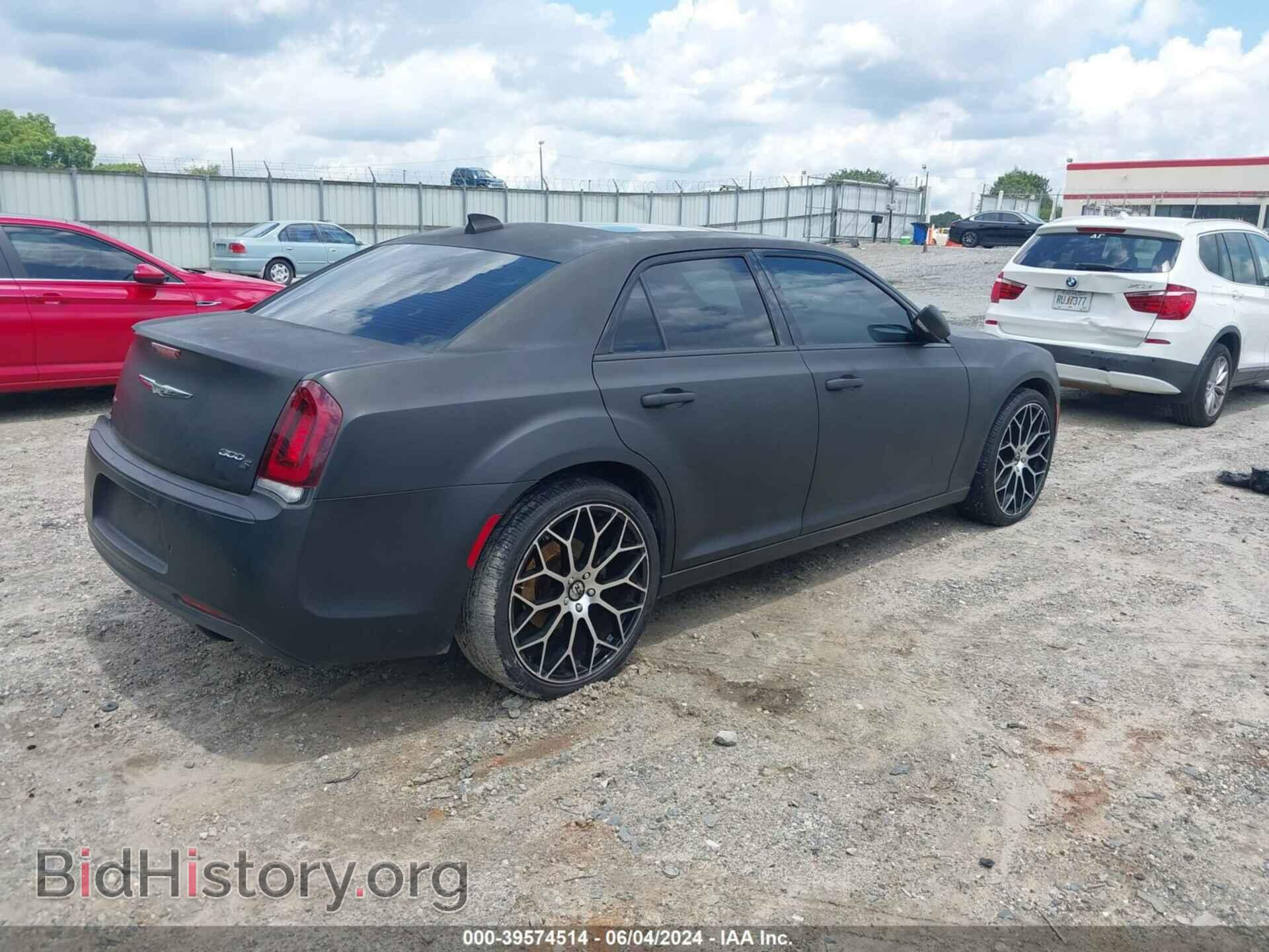 2016 CHRYSLER 300 - VIN: 2C3CCAGG1GH162095 - Photo 4