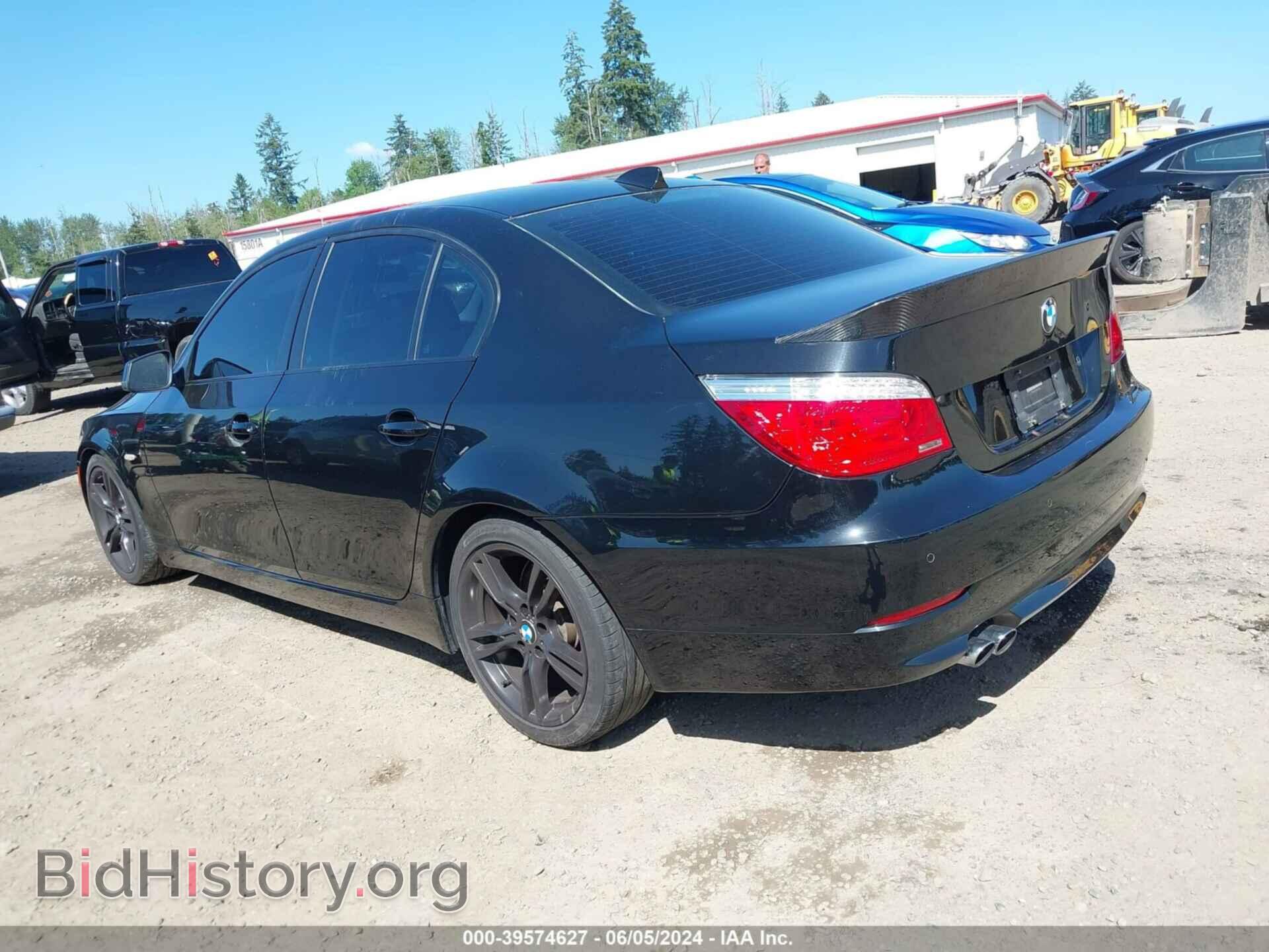 2010 BMW 528I - VIN: WBANV1C52AC443641 - Фото 3