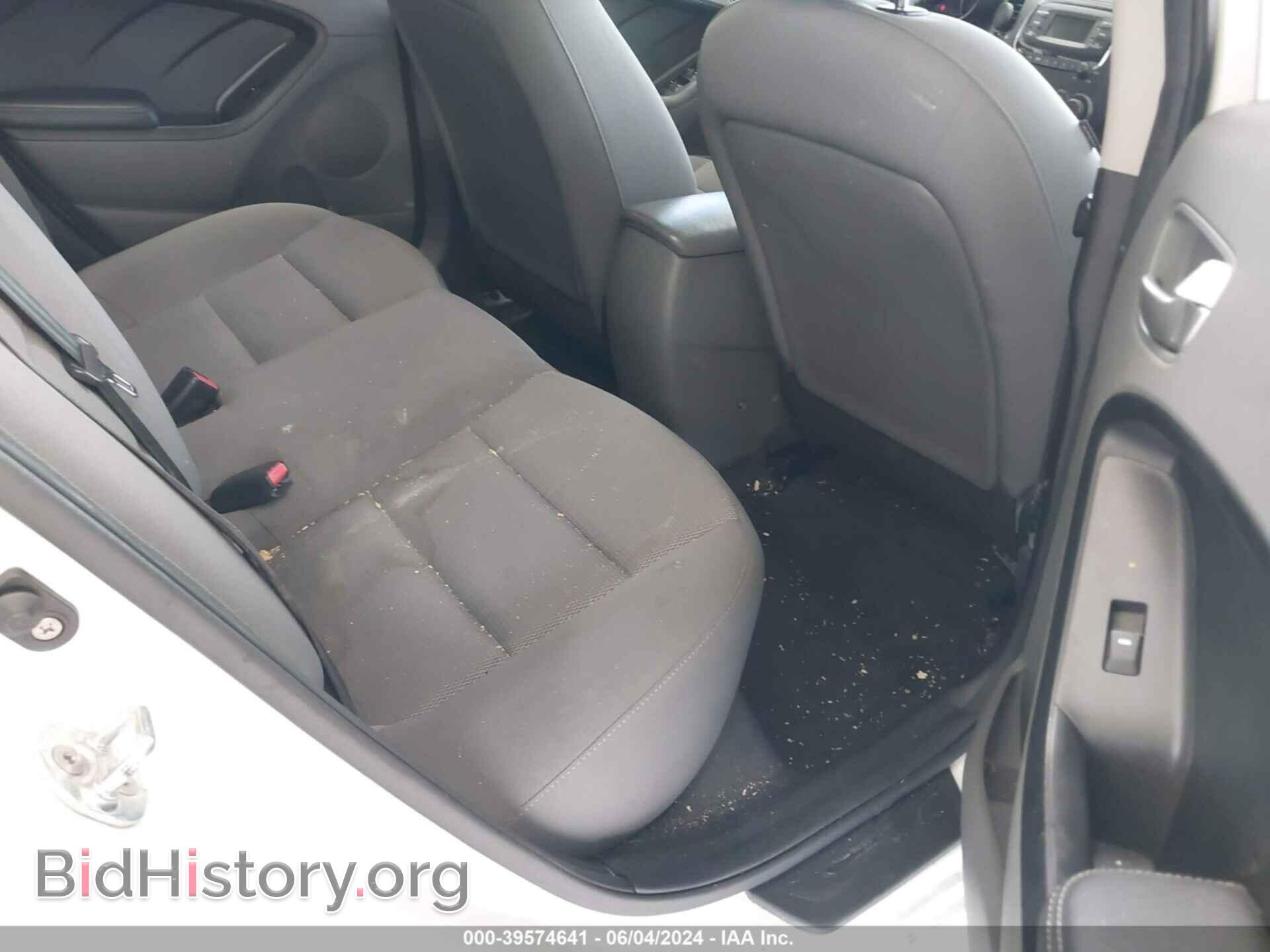 2017 KIA FORTE - VIN: 3KPFK4A75HE069762 - Фото 8