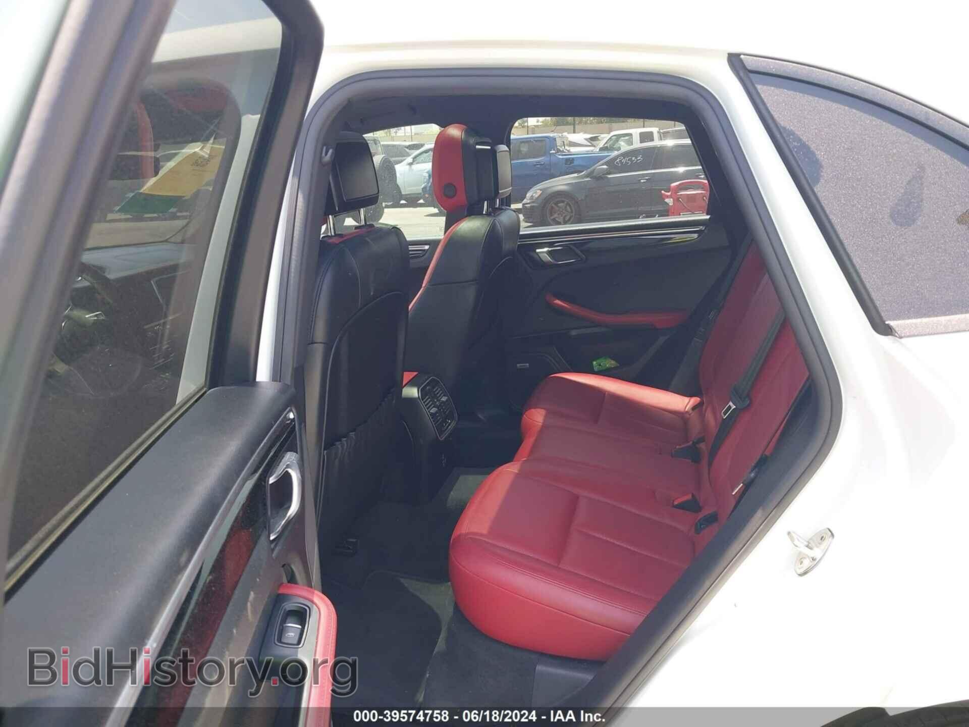 2020 PORSCHE MACAN - VIN: WP1AB2A50LLB32407 - Photo 8