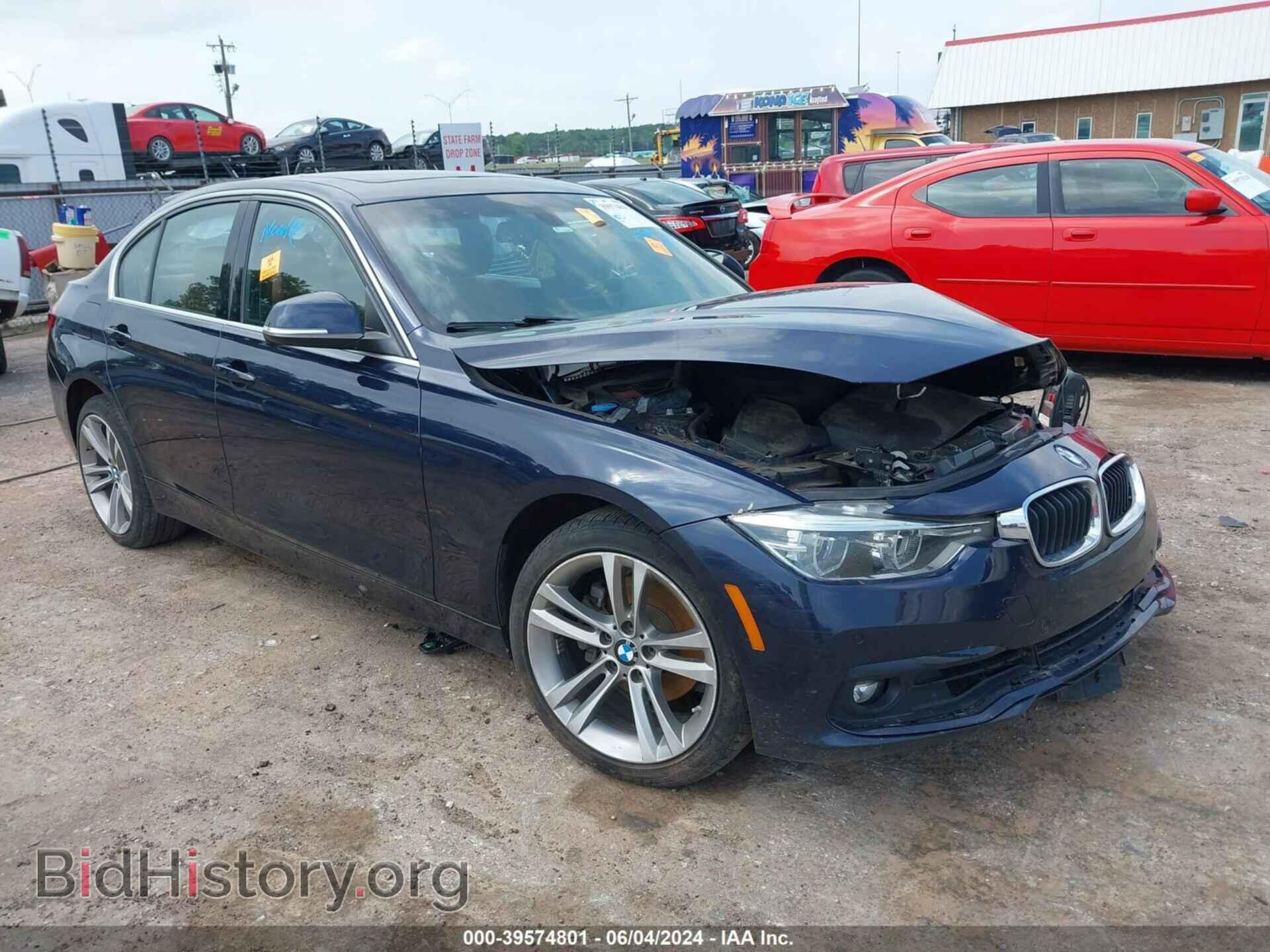 Фотография WBA8D9G35HNU64103 - BMW 330I 2017