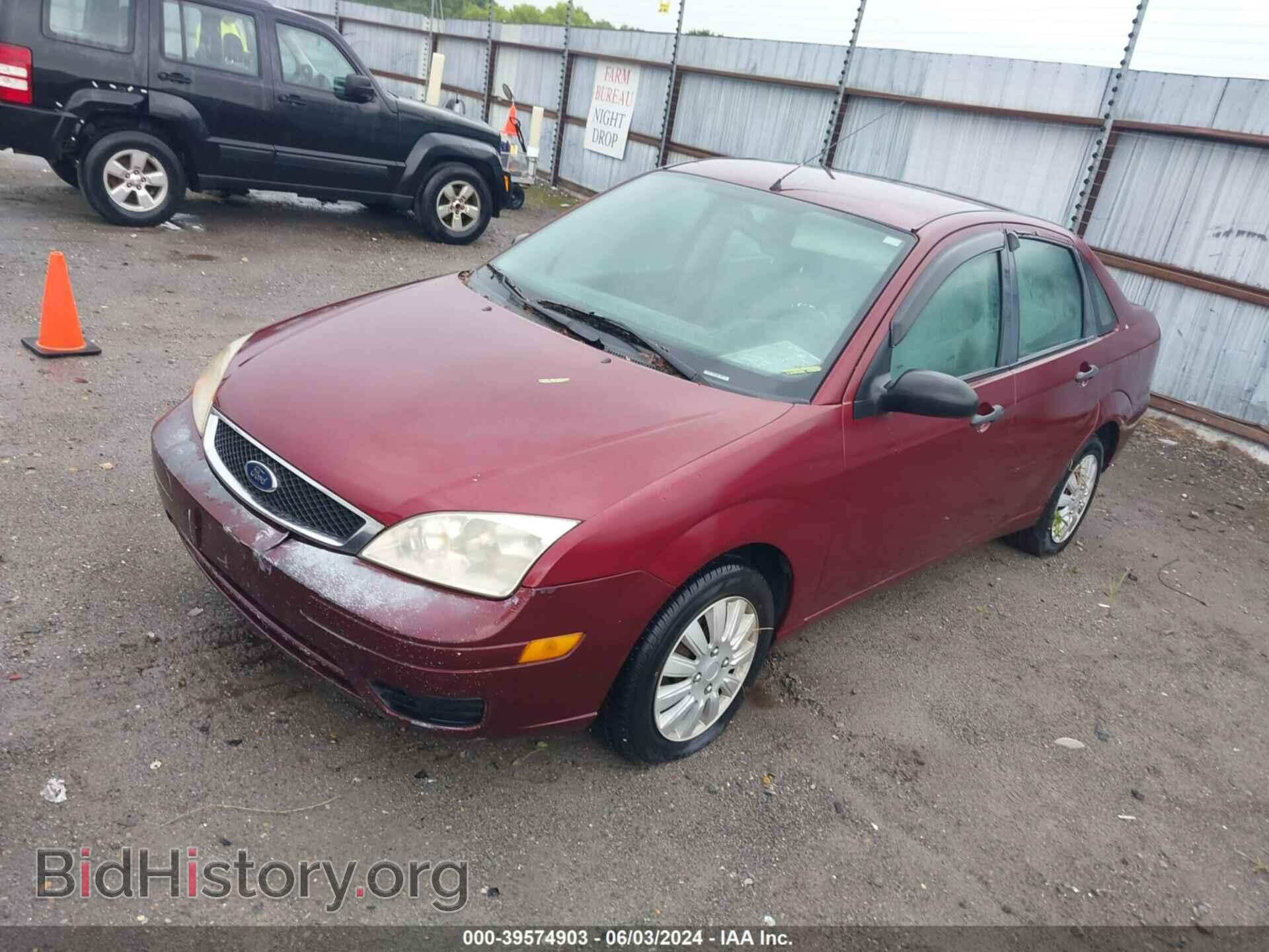 2007 FORD FOCUS - VIN: 1FAFP34N27W141842 - Фото 2
