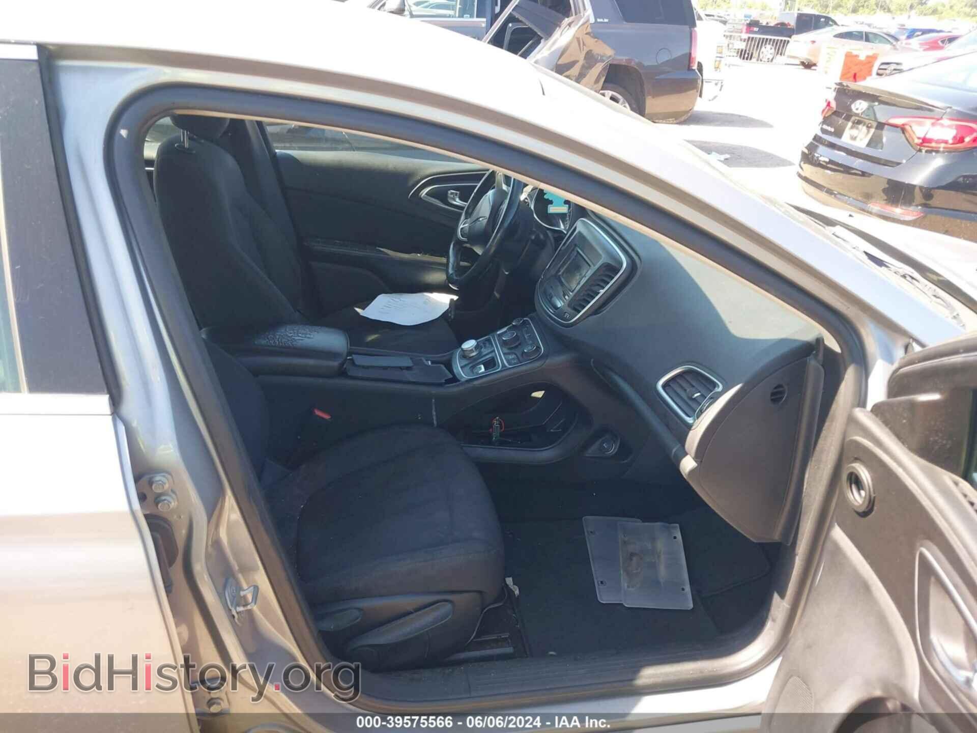 2015 CHRYSLER 200 - VIN: 1C3CCCAB8FN587117 - Фото 5