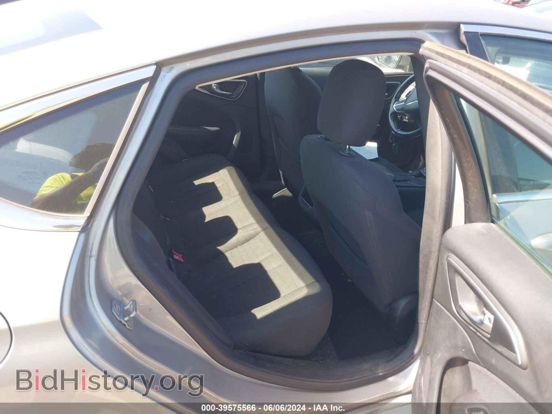 2015 CHRYSLER 200 - VIN: 1C3CCCAB8FN587117 - Фото 8
