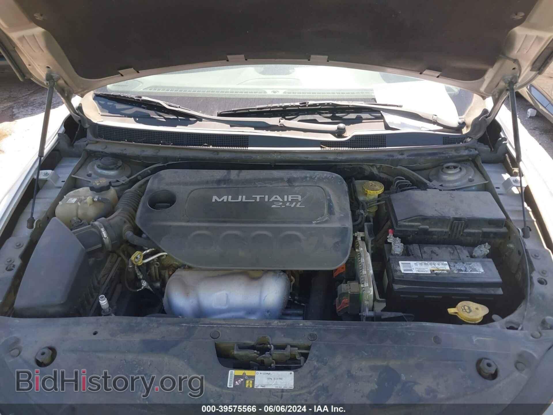 2015 CHRYSLER 200 - VIN: 1C3CCCAB8FN587117 - Фото 10