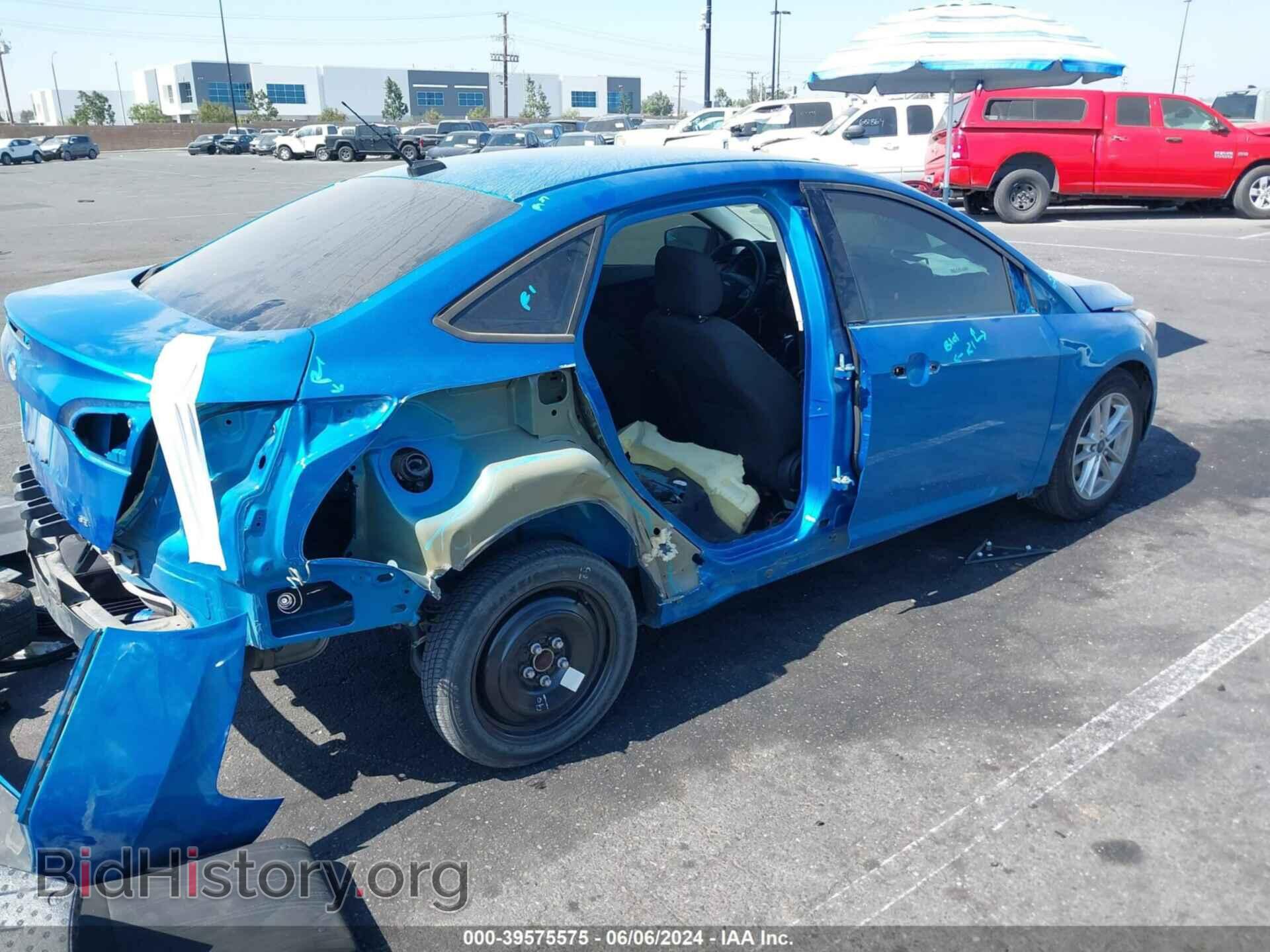 2016 FORD FOCUS - VIN: 1FADP3F26GL216165 - Фото 4