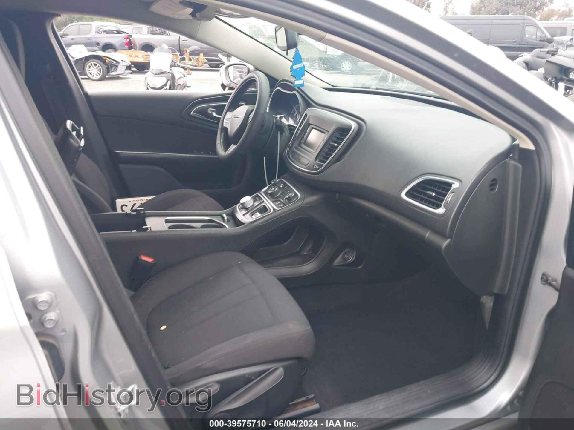 2015 CHRYSLER 200 - VIN: 1C3CCCAB0FN603679 - Фото 5