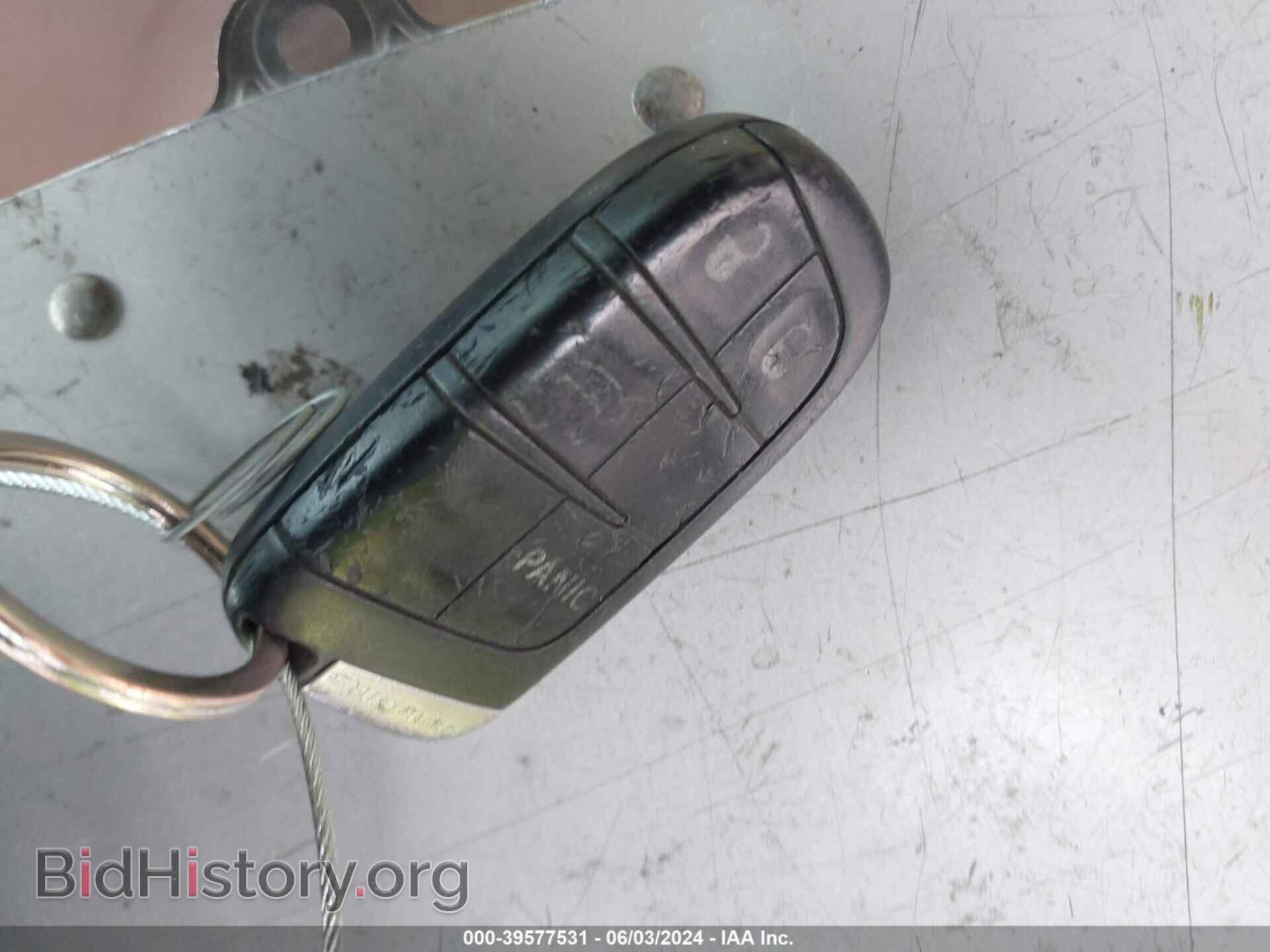 2012 CHRYSLER 300 - VIN: 2C3CCACG5CH251524 - Фото 11