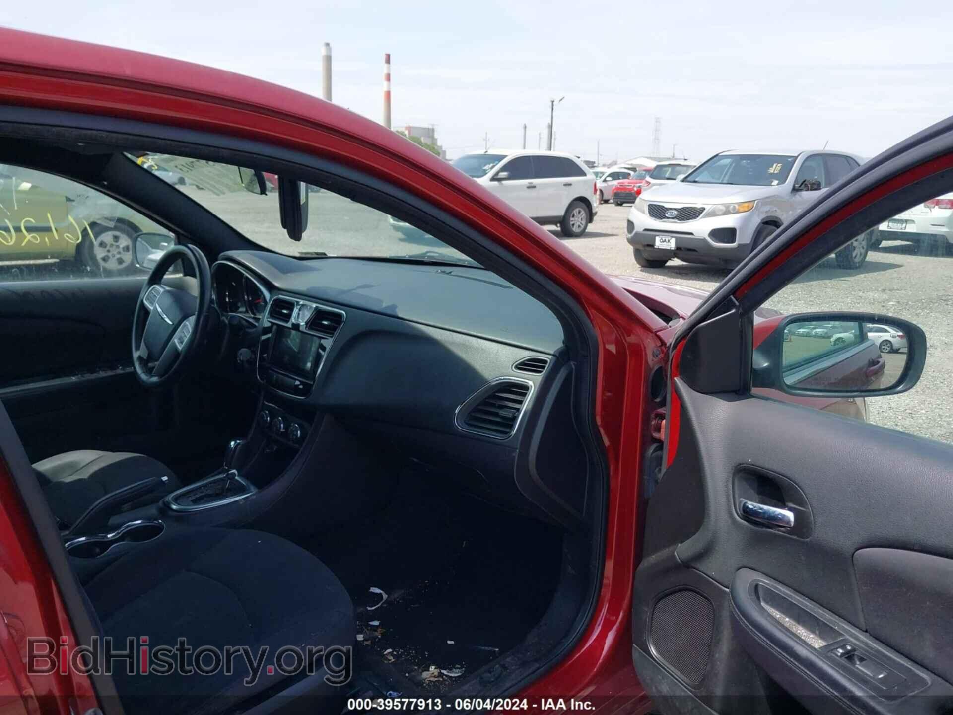 2013 CHRYSLER 200 - VIN: 1C3CCBBB2DN764704 - Фото 5