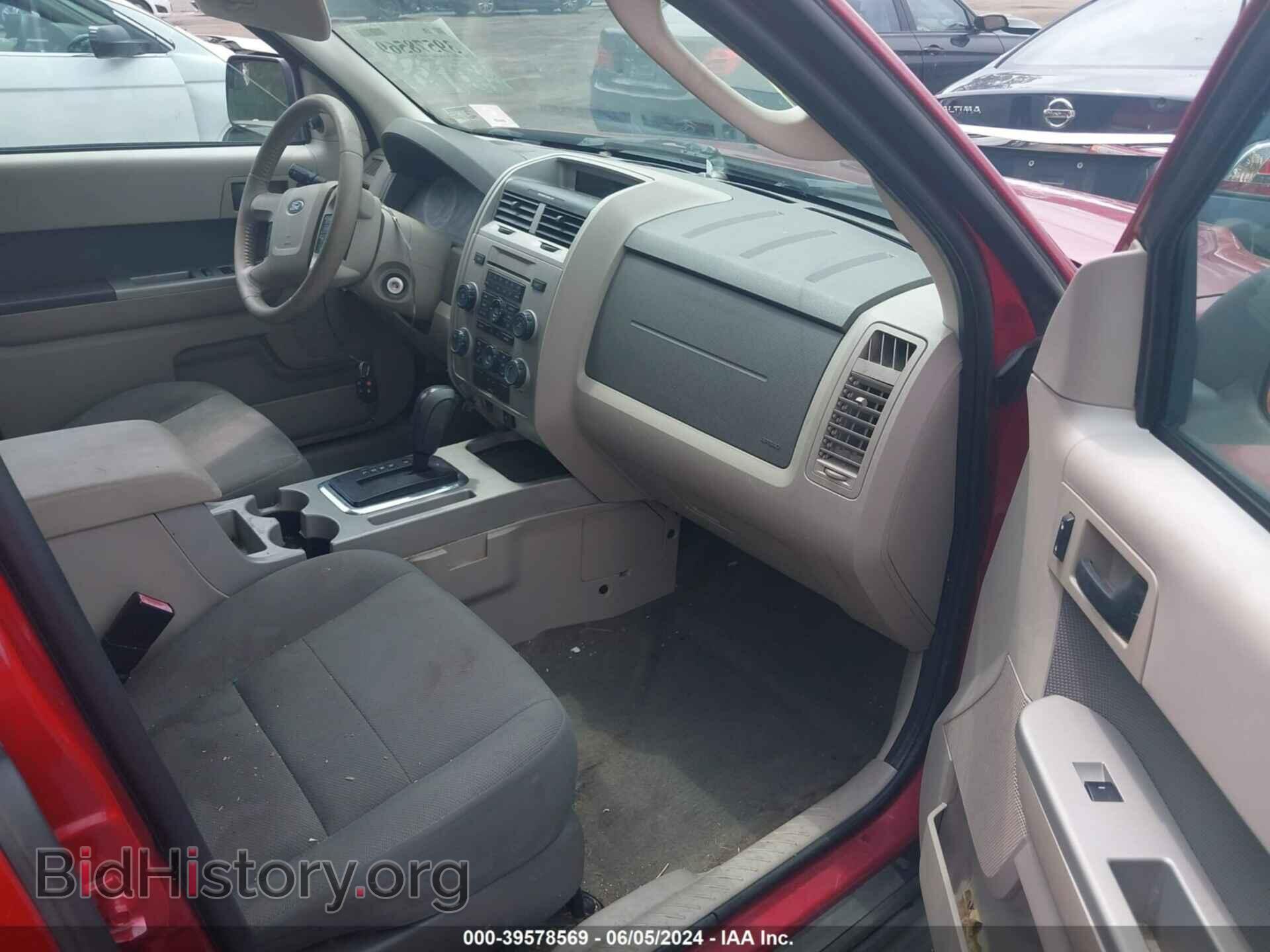 2010 FORD ESCAPE - VIN: 1FMCU9D73AKA68307 - Фото 5