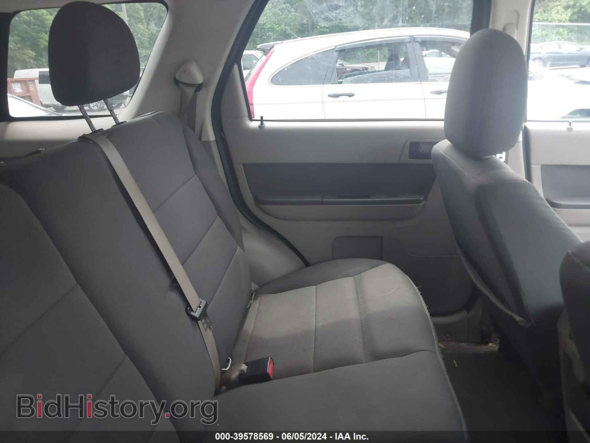 2010 FORD ESCAPE - VIN: 1FMCU9D73AKA68307 - Фото 8