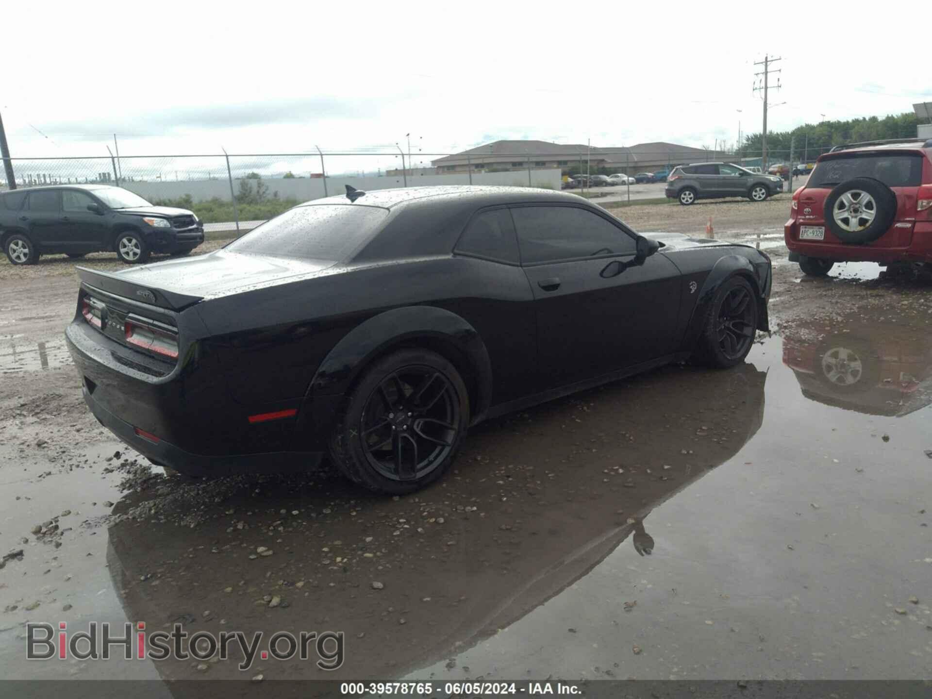 2018 DODGE CHALLENGER - VIN: 2C3CDZC97JH130634 - Фото 4