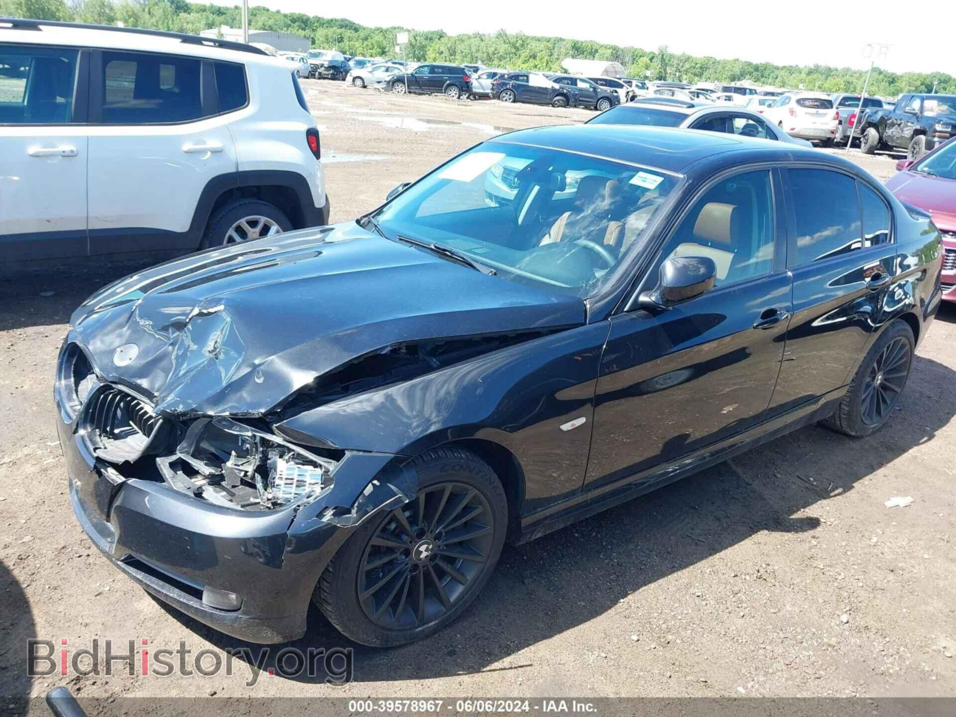 2011 BMW 335I - VIN: WBAPL5C59BA921282 - Фото 2