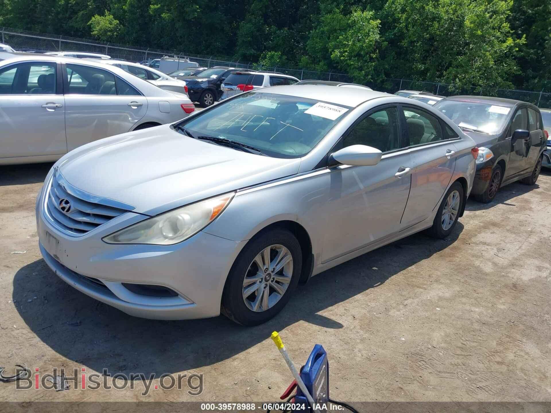 2012 HYUNDAI SONATA - VIN: 5NPEB4AC0CH357962 - Фото 2