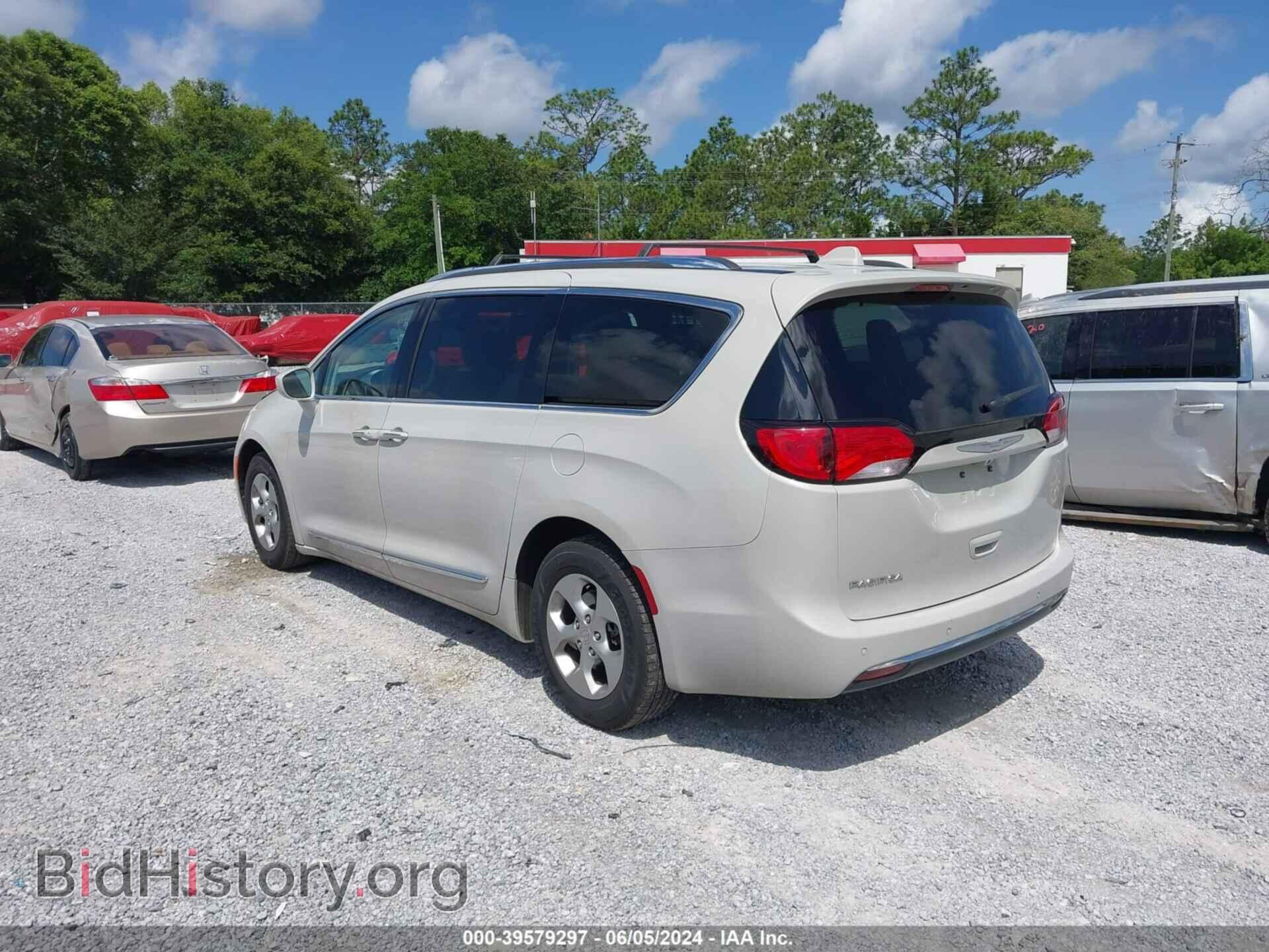 2017 CHRYSLER PACIFICA - VIN: 2C4RC1EG7HR659415 - Фото 3