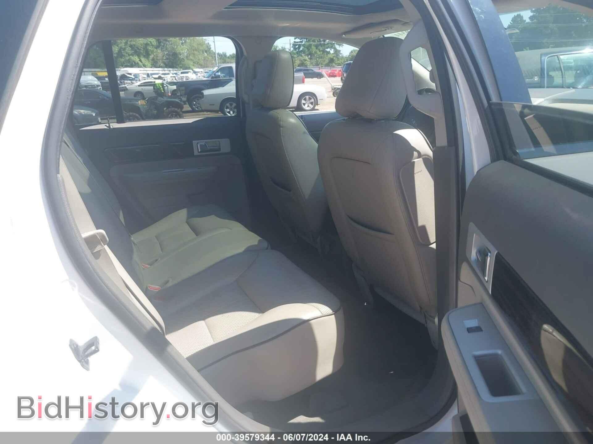 2009 LINCOLN MKX - VIN: 2LMDU68C09BJ01798 - Photo 8