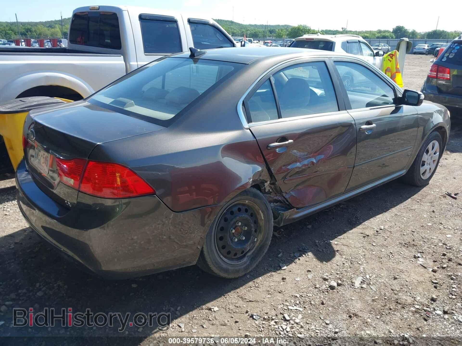 2009 KIA OPTIMA - VIN: KNAGE228995320297 - Фото 4