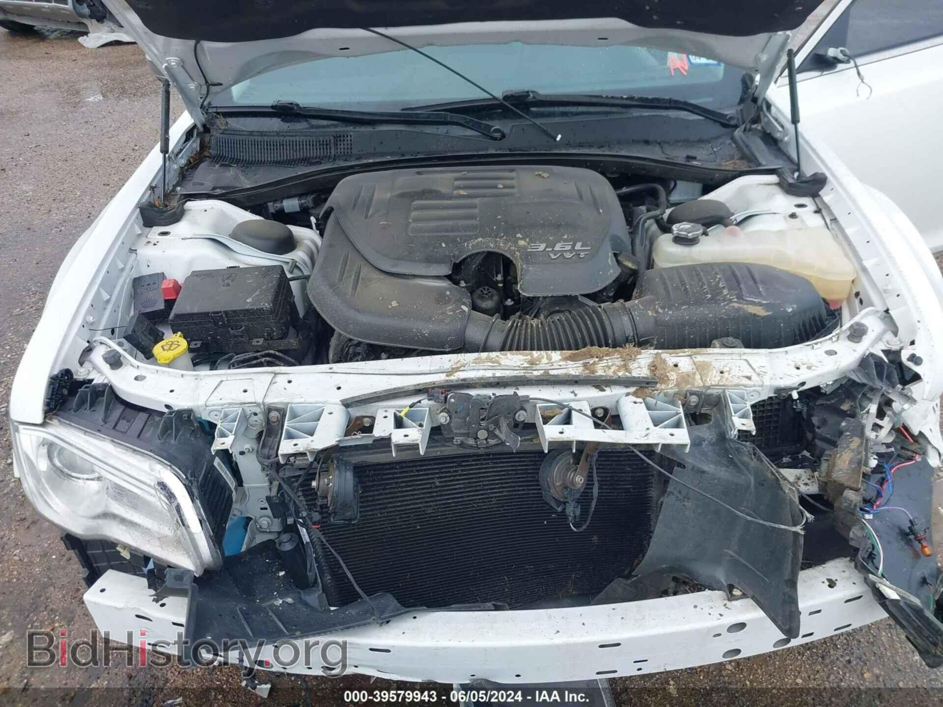 2018 CHRYSLER 300 - VIN: 2C3CCAEG7JH308672 - Фото 10