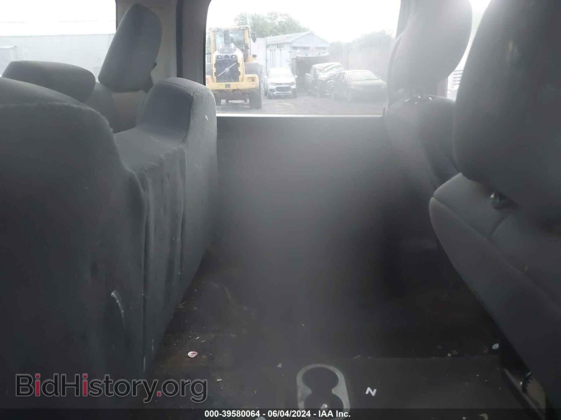 2012 RAM 1500 - VIN: 1C6RD7KP0CS247582 - Photo 8