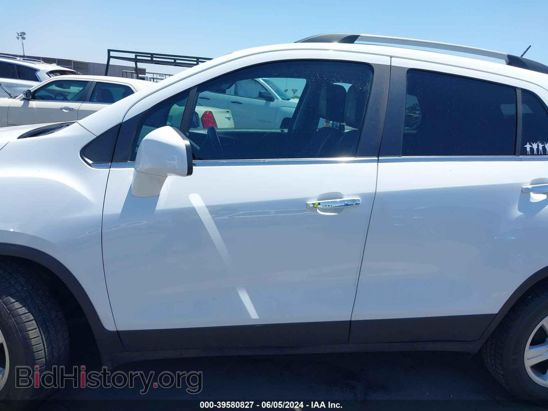 2018 CHEVROLET TRAX - VIN: KL7CJLSB2JB513375 - Фото 13