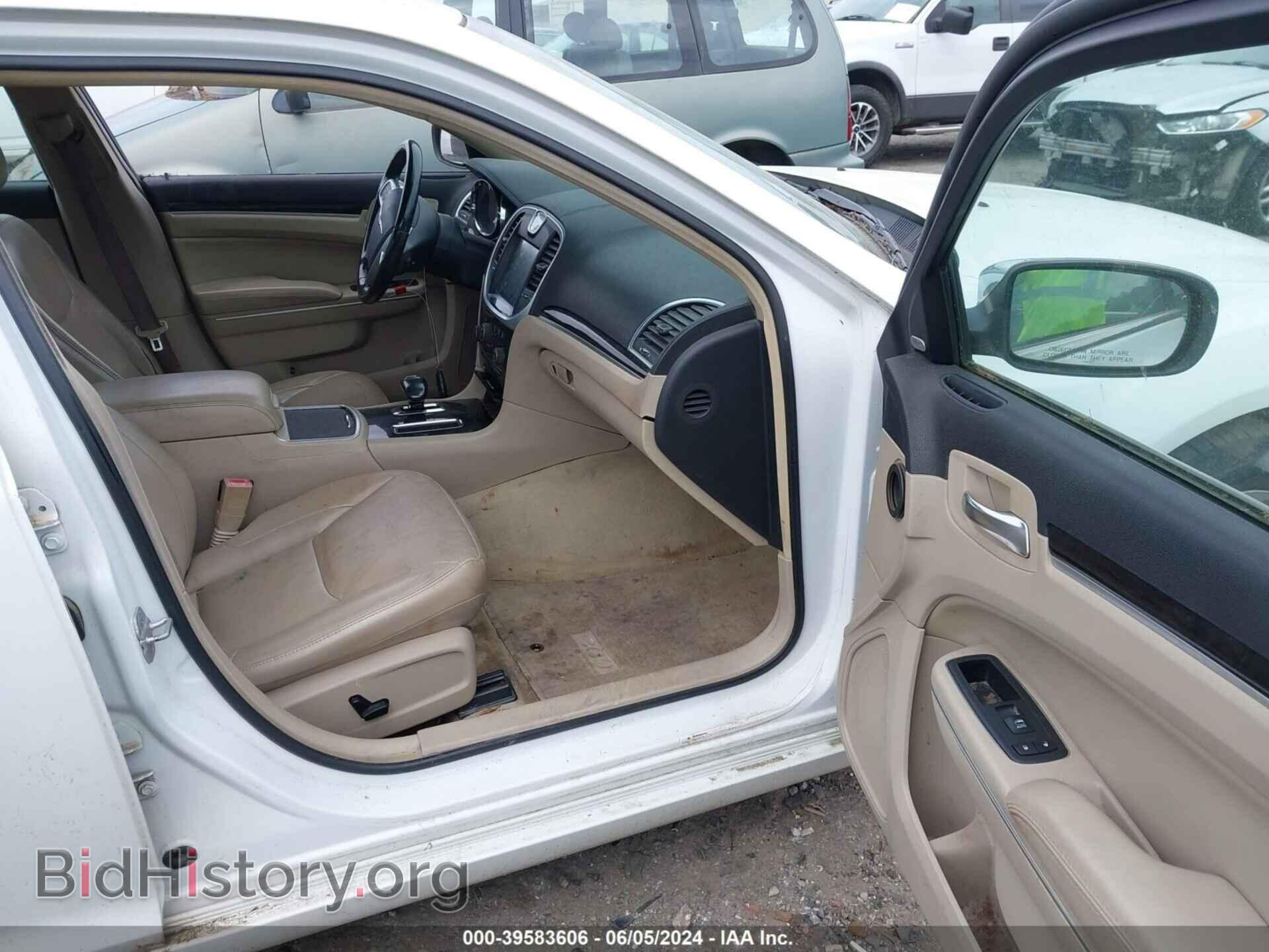 2012 CHRYSLER 300 - VIN: 2C3CCACG6CH308510 - Фото 5
