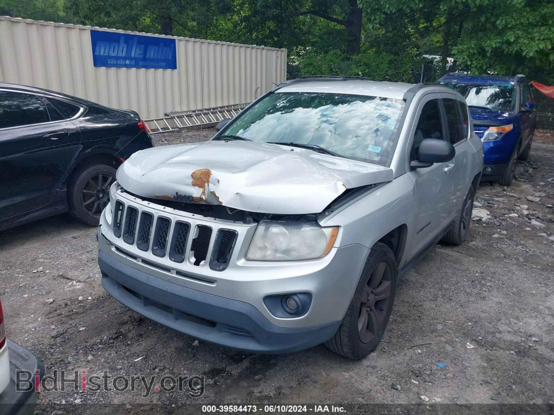 2011 JEEP COMPASS - VIN: 1J4NT1FA9BD137544 - Photo 2