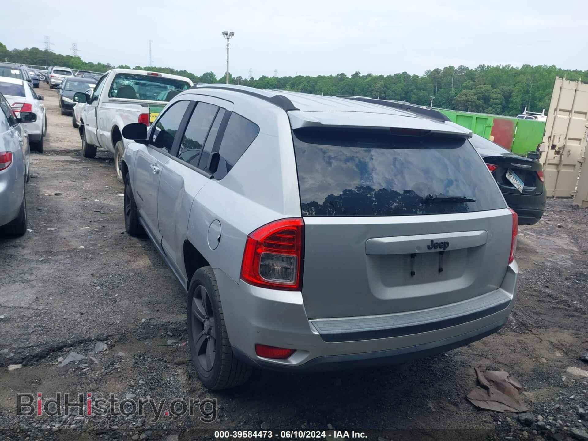 2011 JEEP COMPASS - VIN: 1J4NT1FA9BD137544 - Photo 3