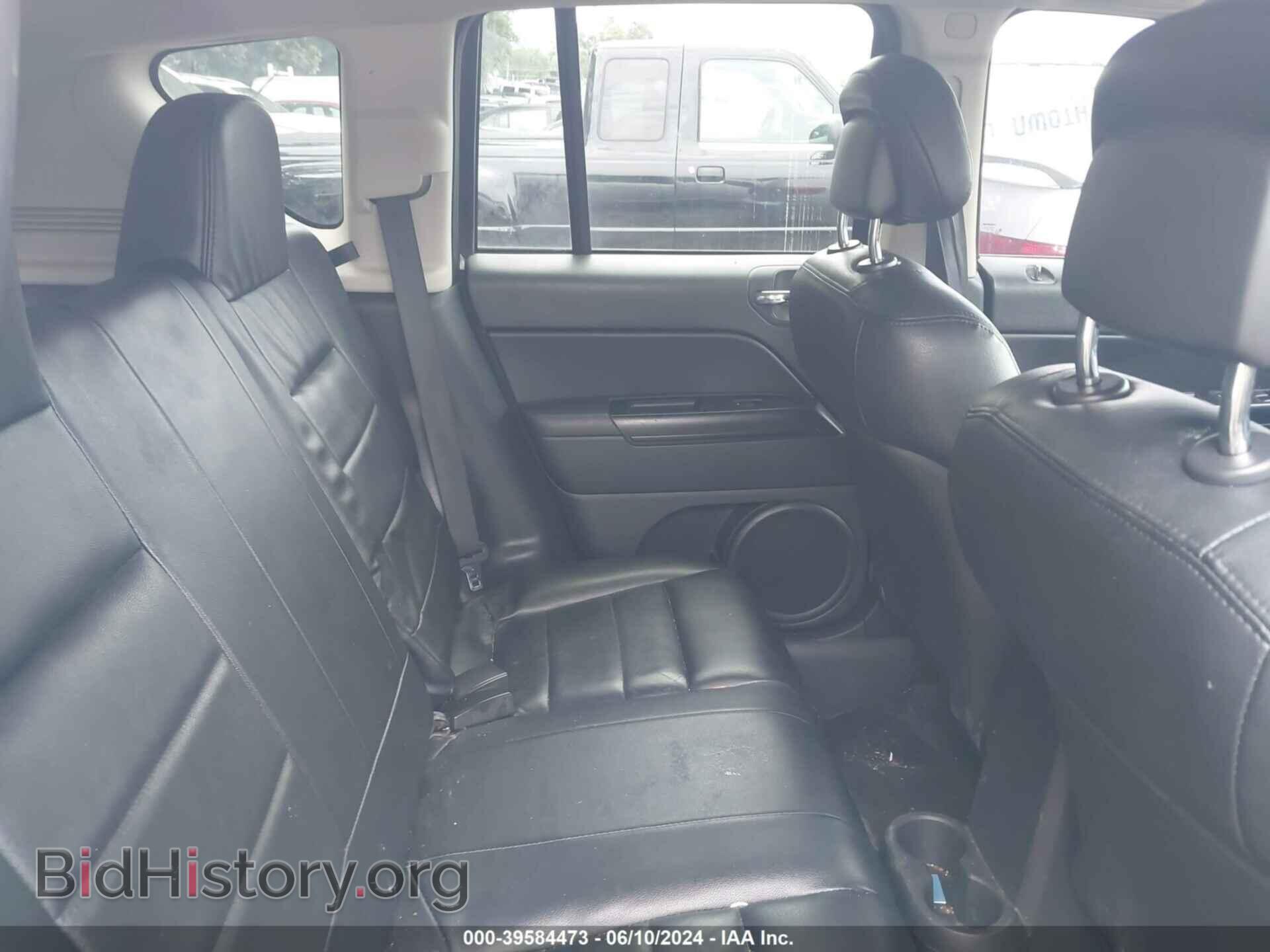 2011 JEEP COMPASS - VIN: 1J4NT1FA9BD137544 - Photo 8