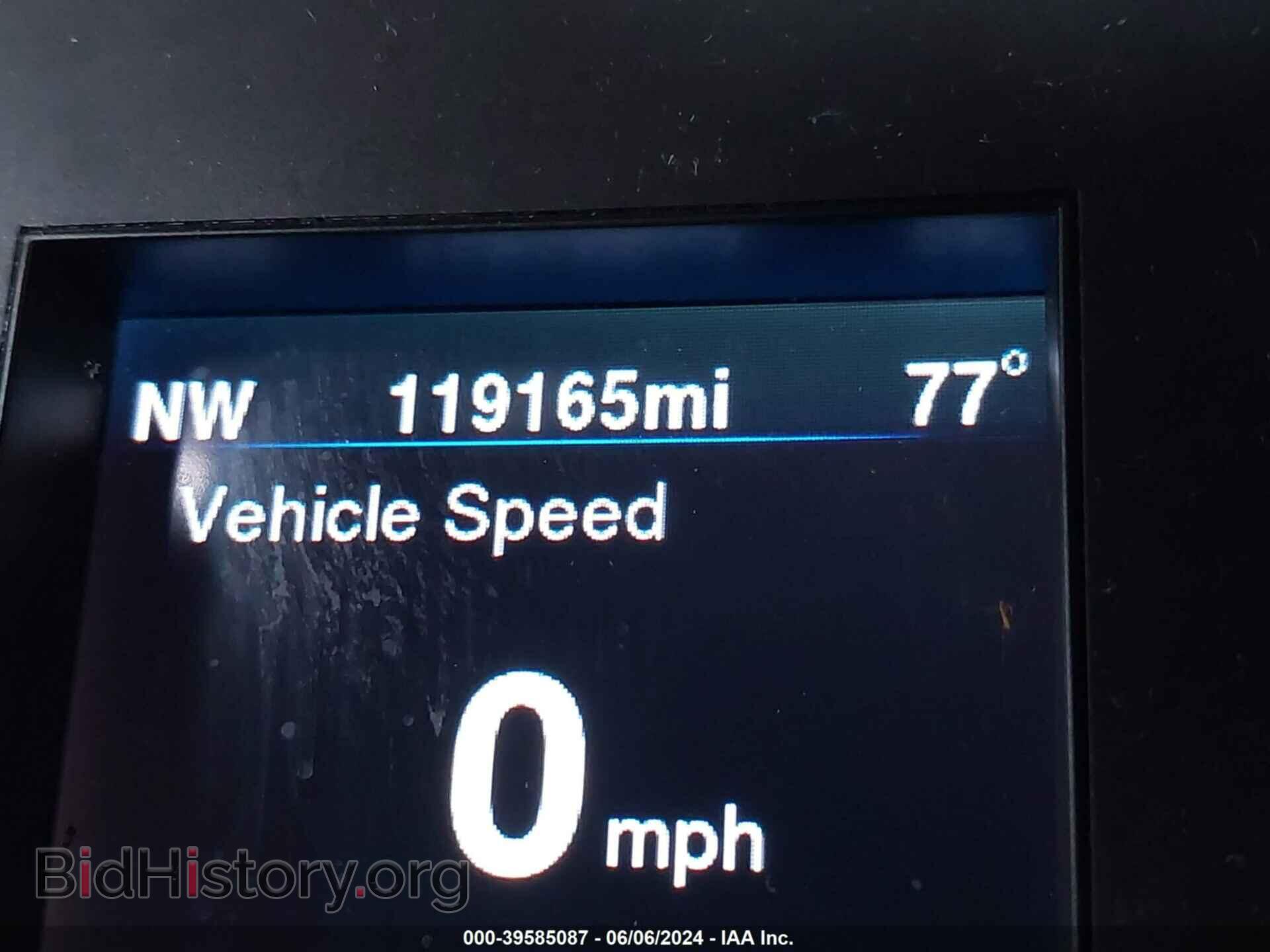 2014 CHRYSLER 300 - VIN: 2C3CCABG3EH249016 - Фото 16