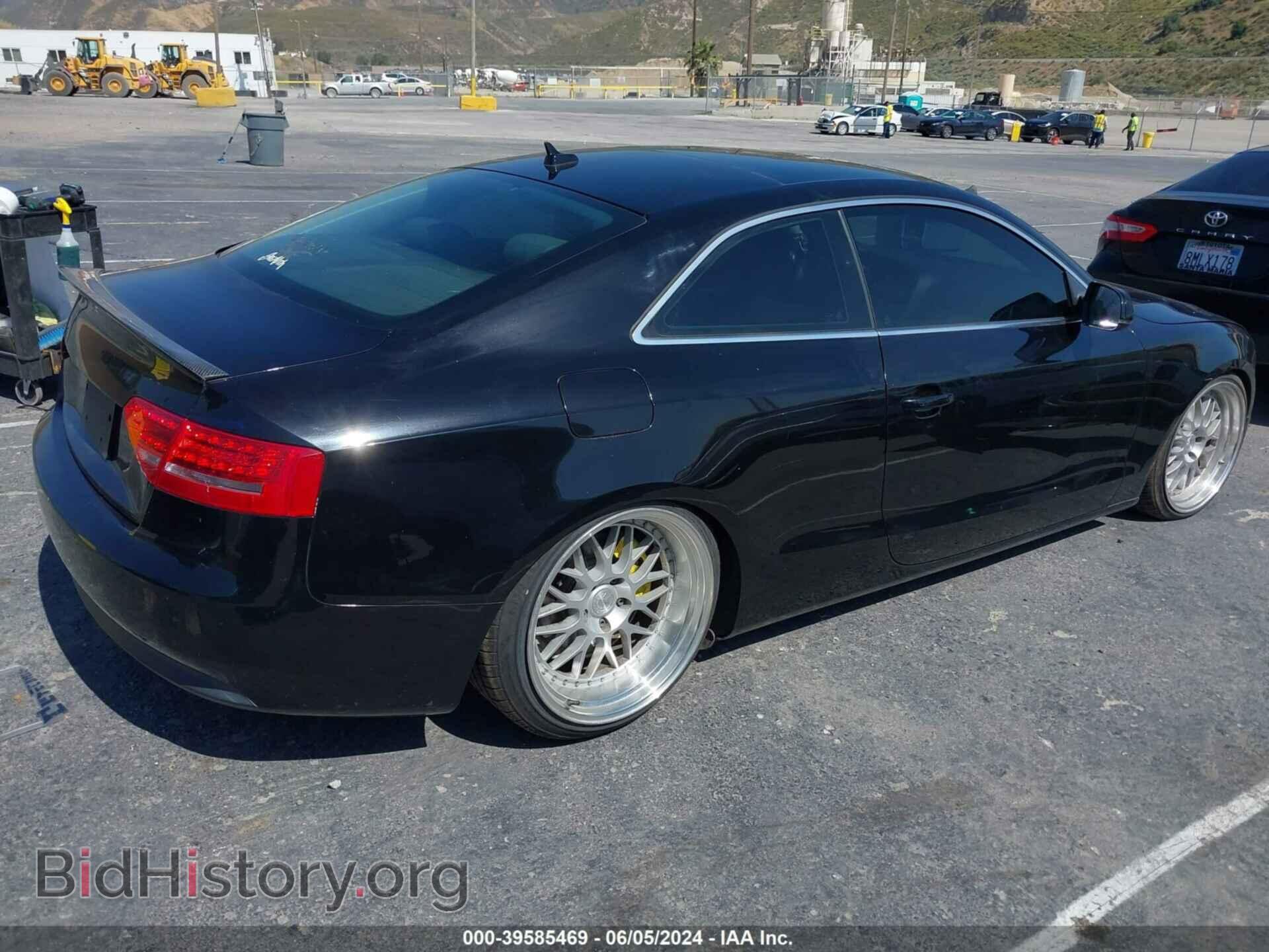 2011 AUDI A5 - VIN: WAURFAFR7BA058294 - Фото 4