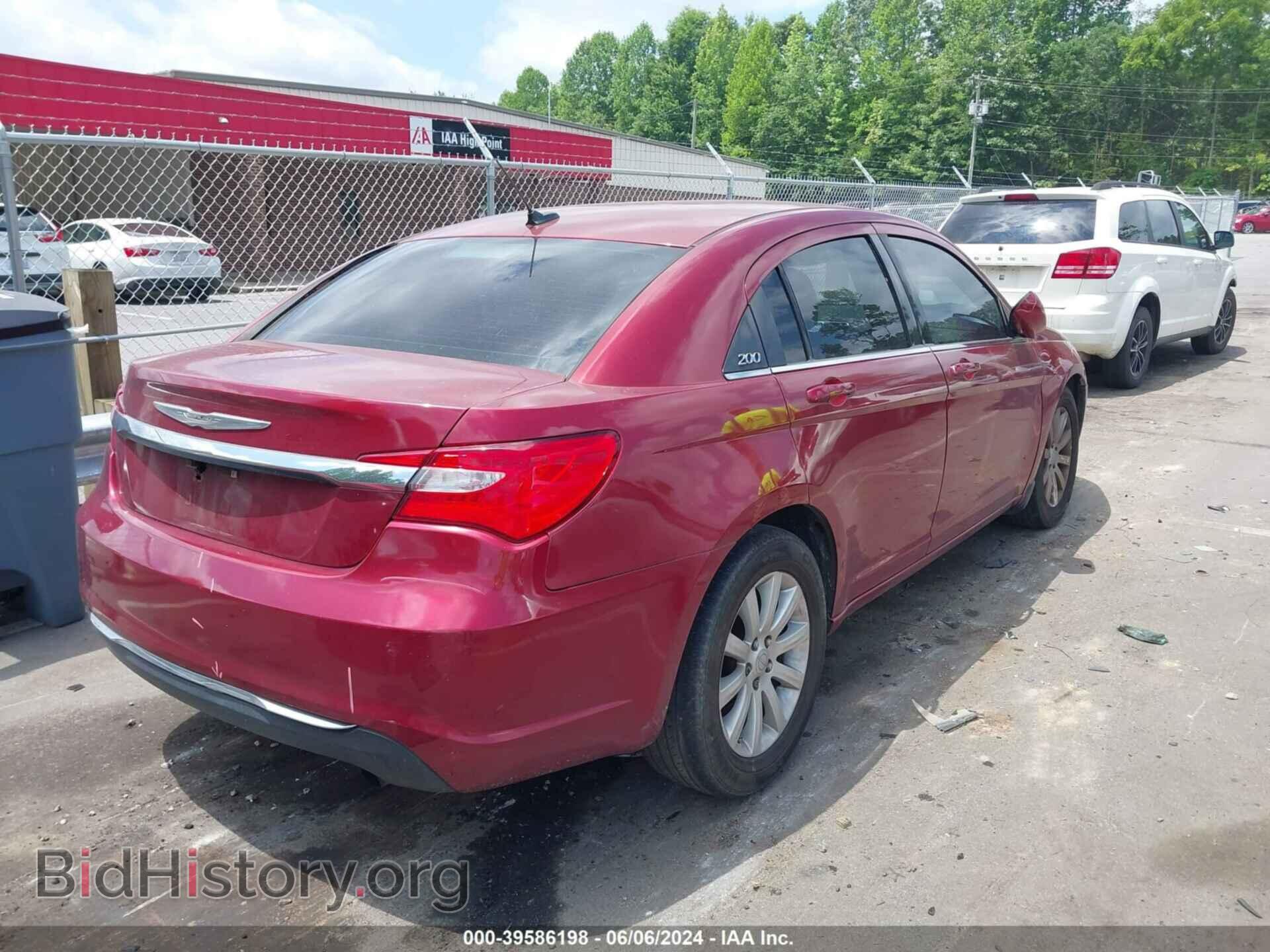 2012 CHRYSLER 200 - VIN: 1C3CCBBB1CN144800 - Фото 4