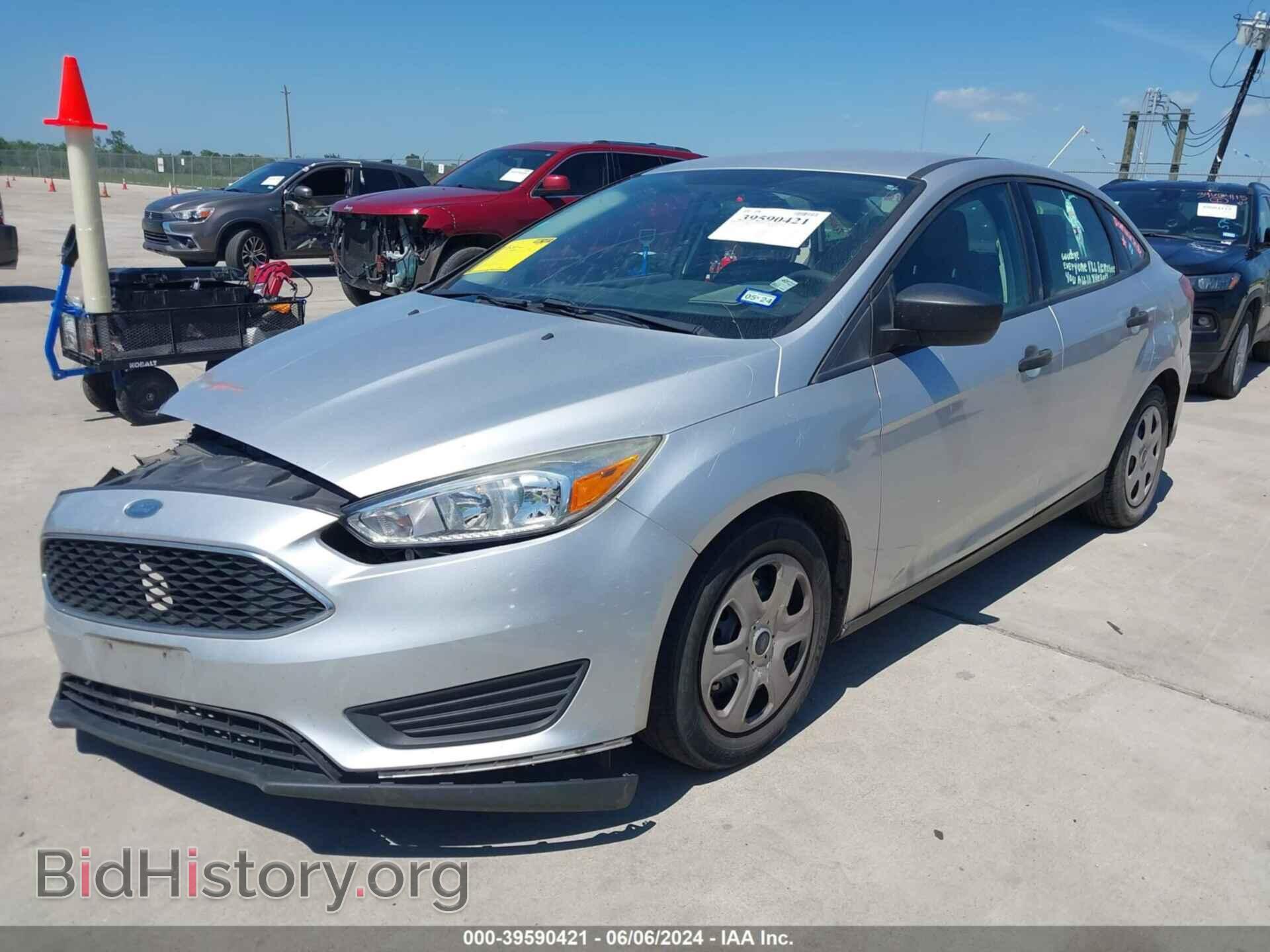 2018 FORD FOCUS - VIN: 1FADP3E20JL223153 - Photo 2