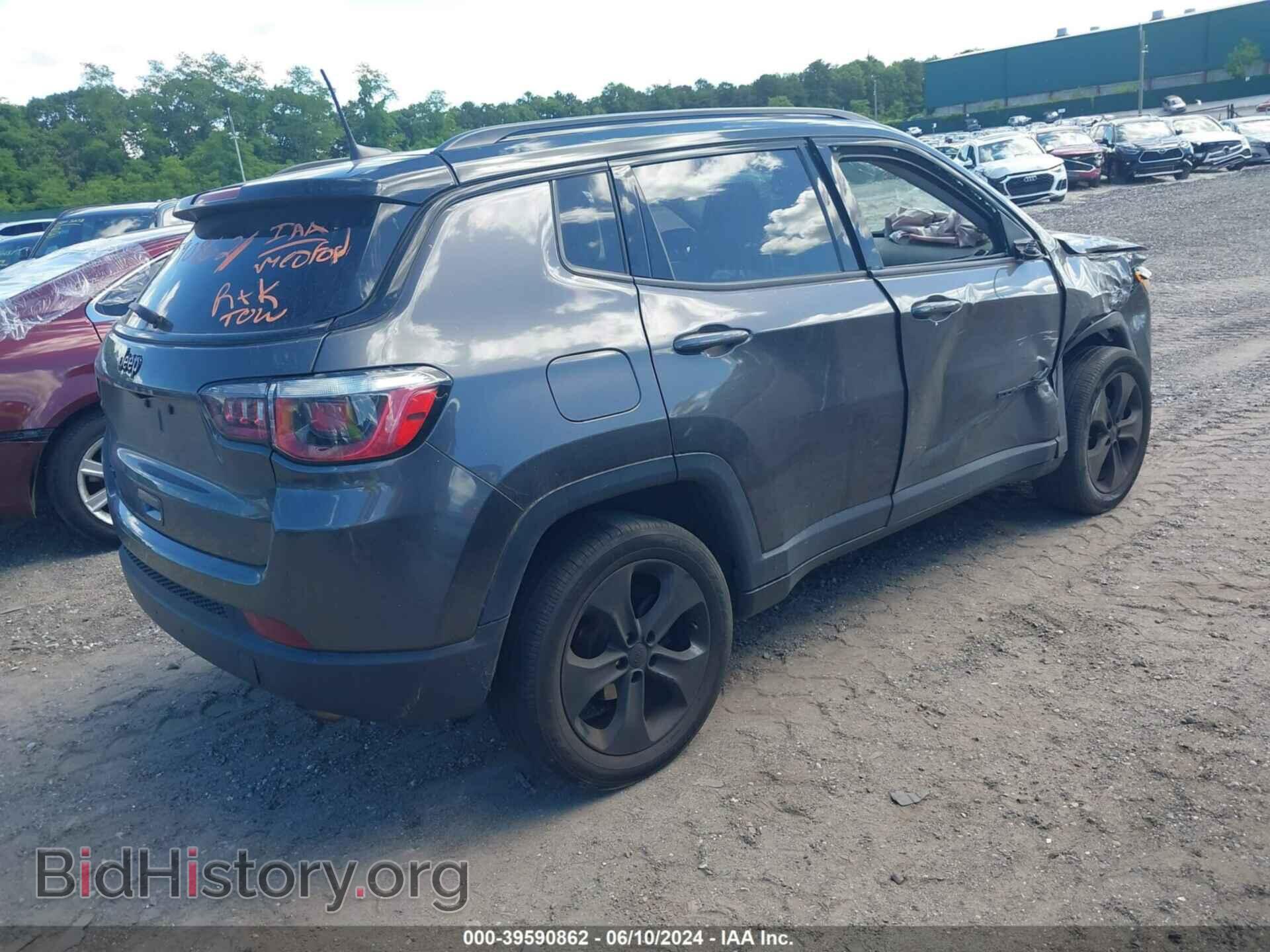 2019 JEEP COMPASS - VIN: 3C4NJDBB7KT654220 - Фото 4