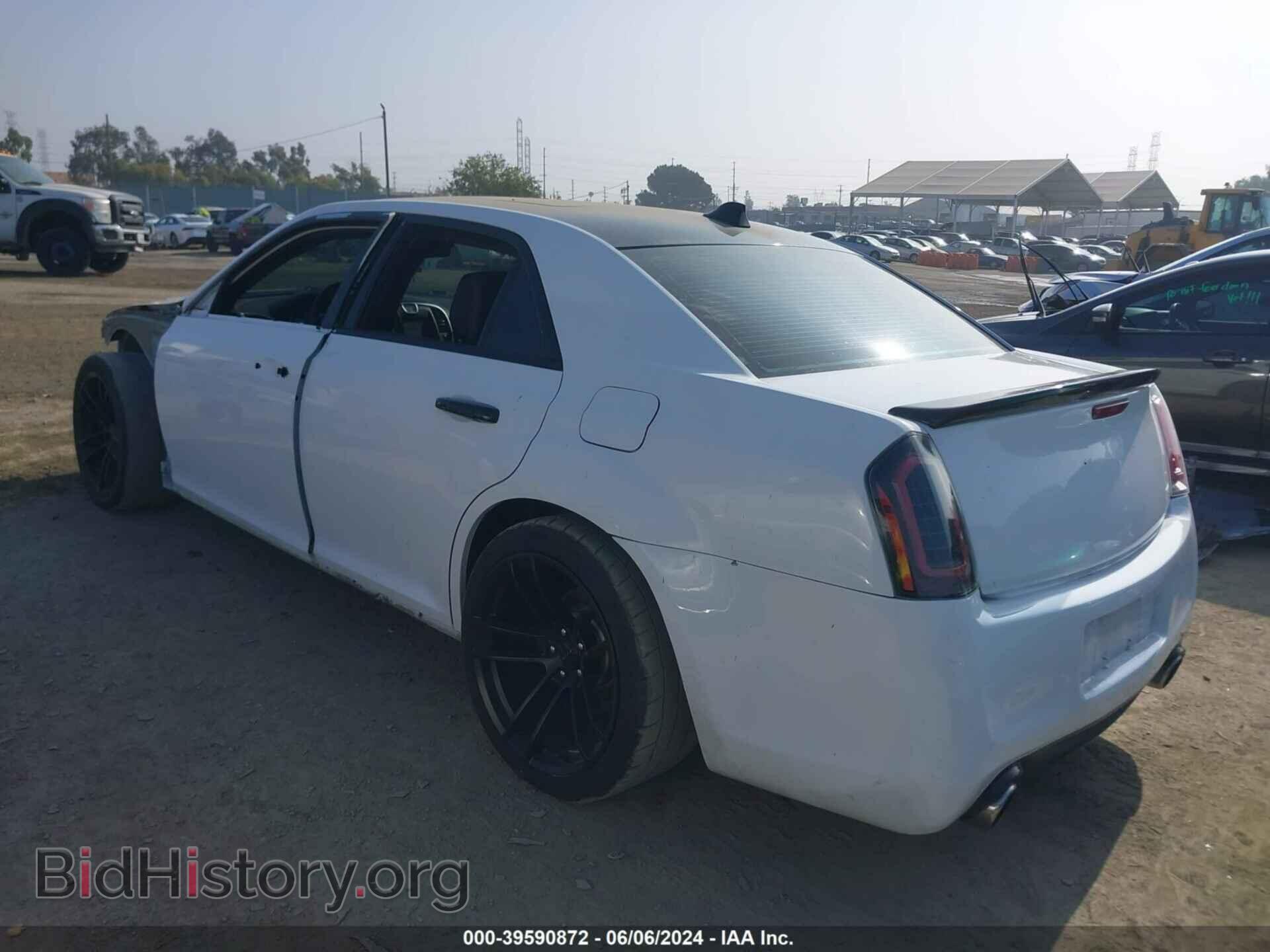 2011 CHRYSLER 300C - VIN: 2C3CA6CT2BH585735 - Фото 3