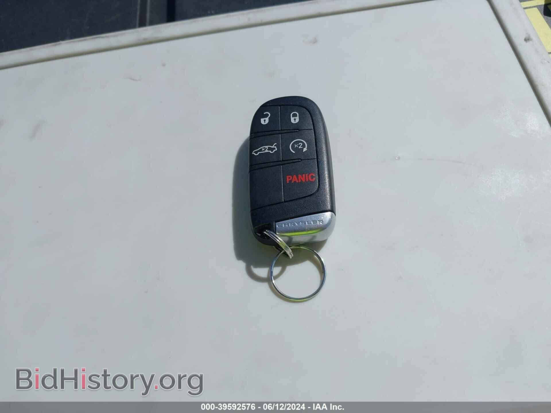 2013 CHRYSLER 300 - VIN: 2C3CCAGG1DH699545 - Фото 11