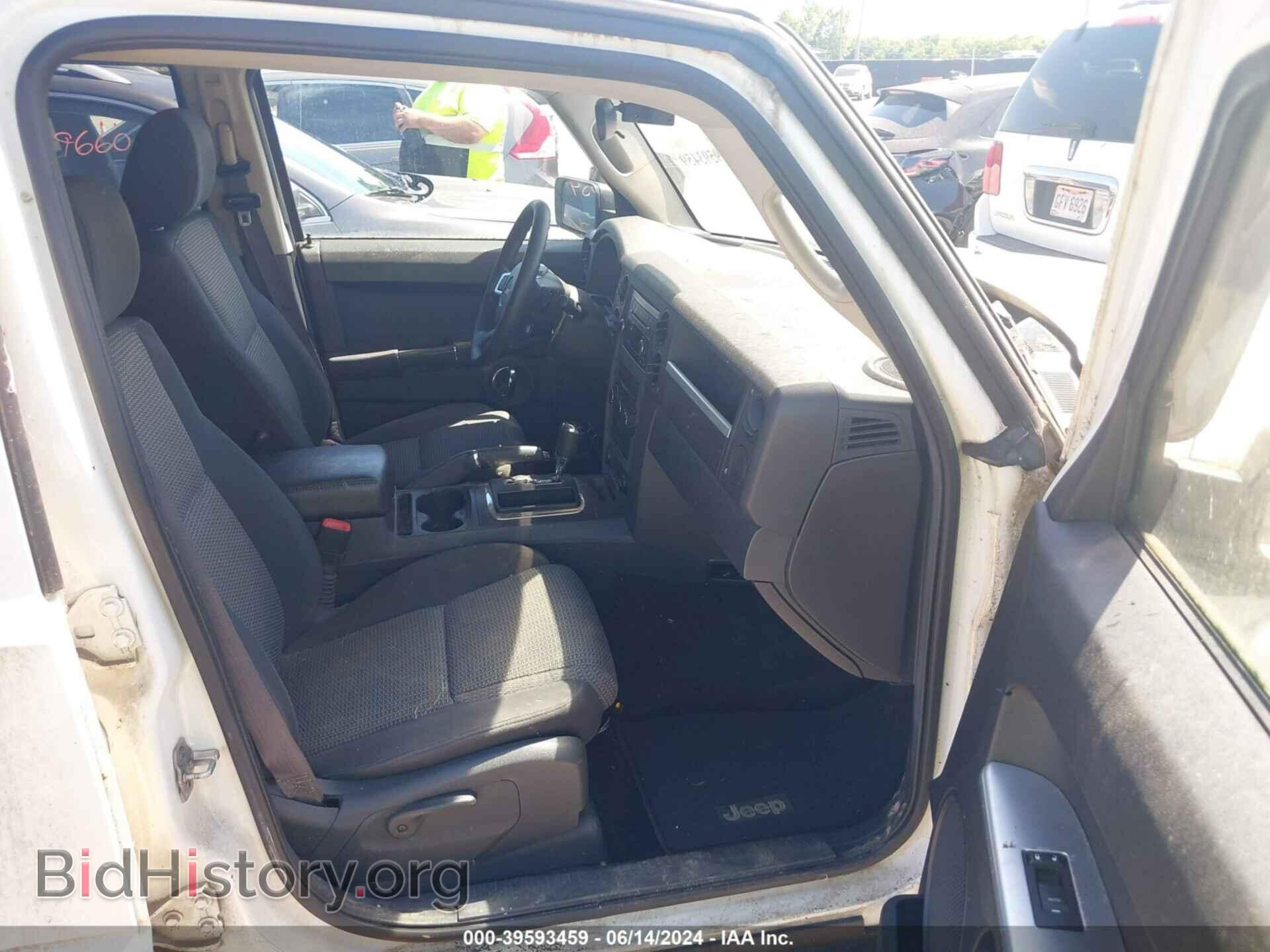 2010 JEEP COMMANDER - VIN: 1J4RG4GK5AC112787 - Фото 5