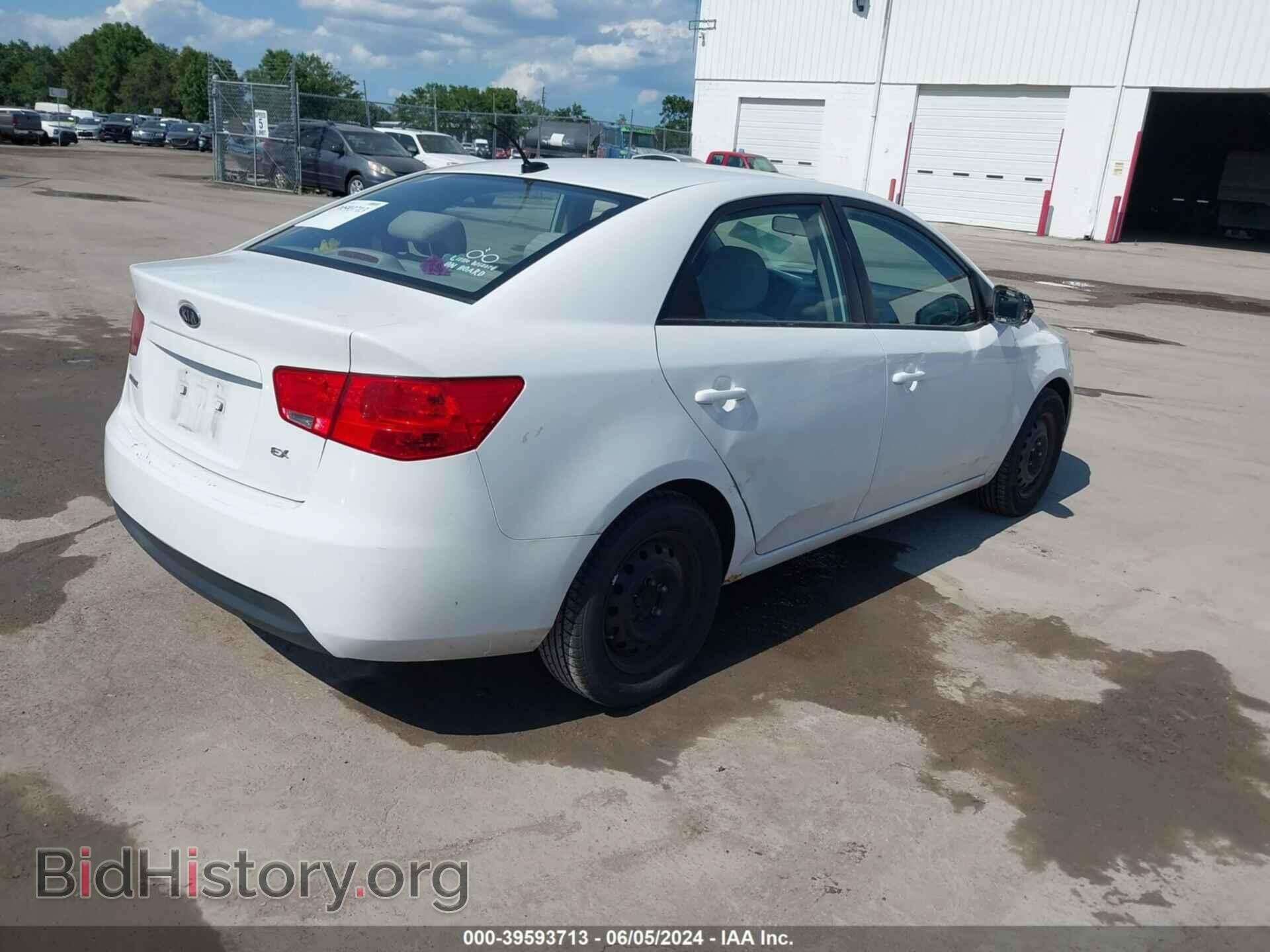 2011 KIA FORTE - VIN: KNAFU4A26B5443147 - Фото 4