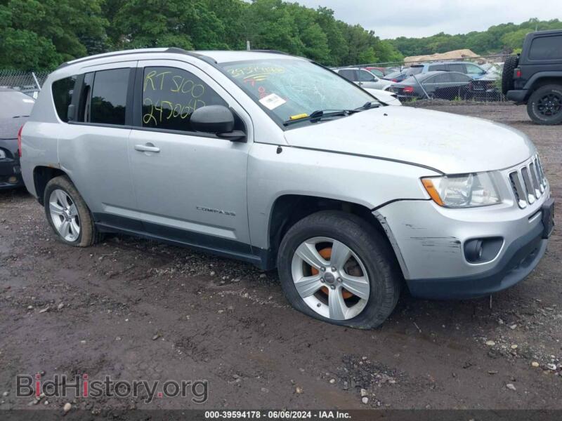 2012 Jeep COMPASS Latitude (VIN 1C4NJDEB1CD650781) — фото 1 из 11, IAAI, повреждение: правый бок