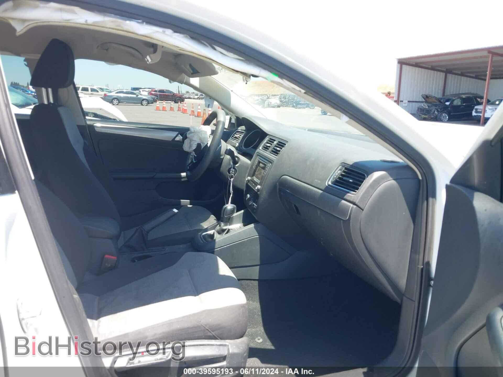 2017 VOLKSWAGEN JETTA - VIN: 3VW2B7AJ4HM224252 - Фото 5