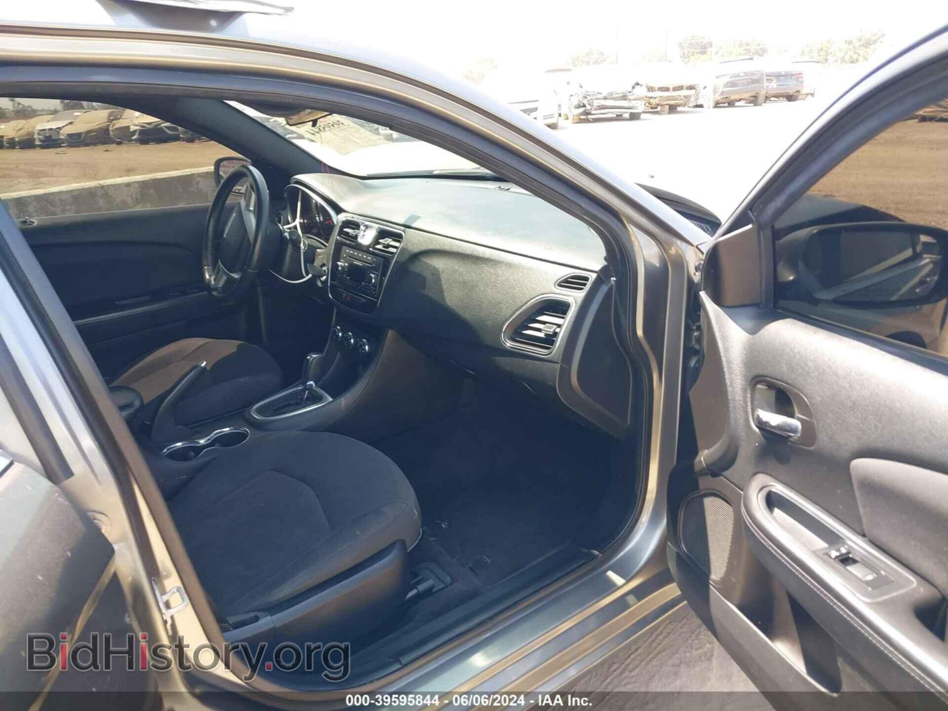 2013 CHRYSLER 200 - VIN: 1C3CCBBB9DN763274 - Фото 5