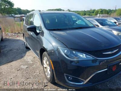 2017 Chrysler PACIFICA Touring-L, black — VIN 2C4RC1BG7HR669835, IAAI