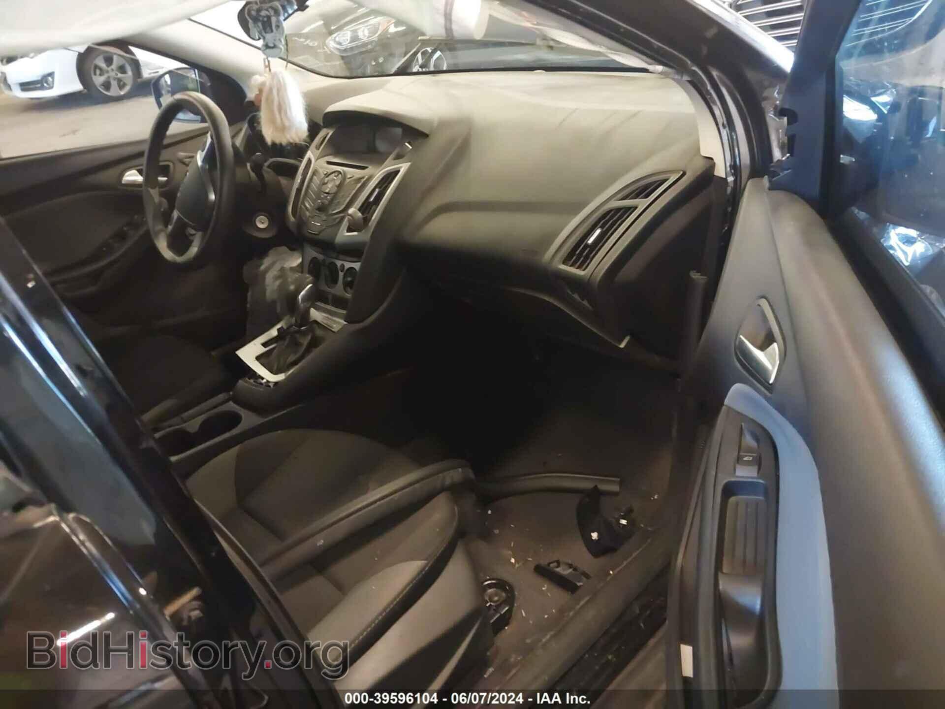 2014 FORD FOCUS - VIN: 1FADP3F24EL325818 - Photo 5