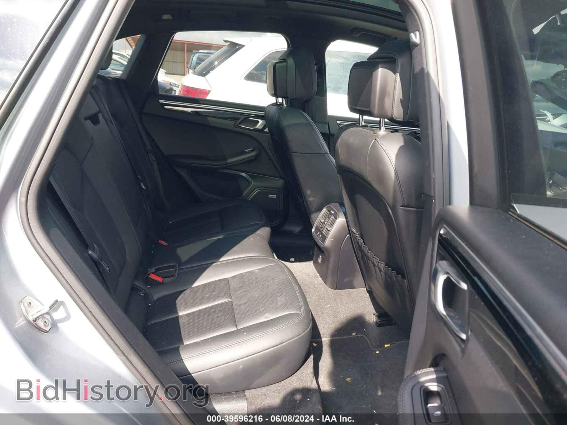 2019 PORSCHE MACAN - VIN: WP1AB2A53KLB33615 - Photo 8