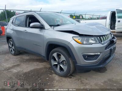 2020 Jeep COMPASS Latitude 4X4, серебристый — VIN 3C4NJDBB2LT117465, IAAI