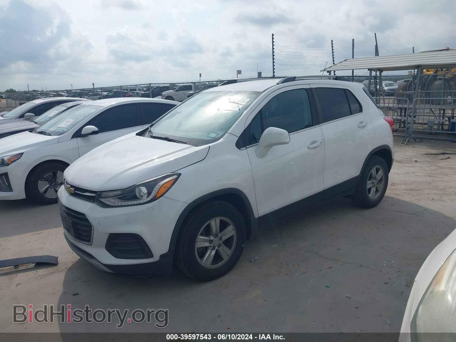 2017 CHEVROLET TRAX - VIN: 3GNCJLSB3HL183815 - Фото 2