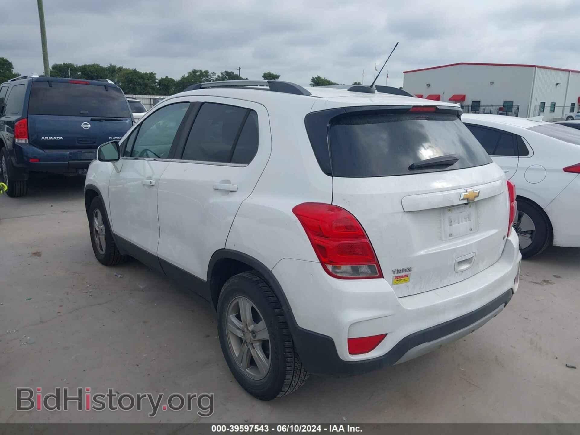 2017 CHEVROLET TRAX - VIN: 3GNCJLSB3HL183815 - Фото 3